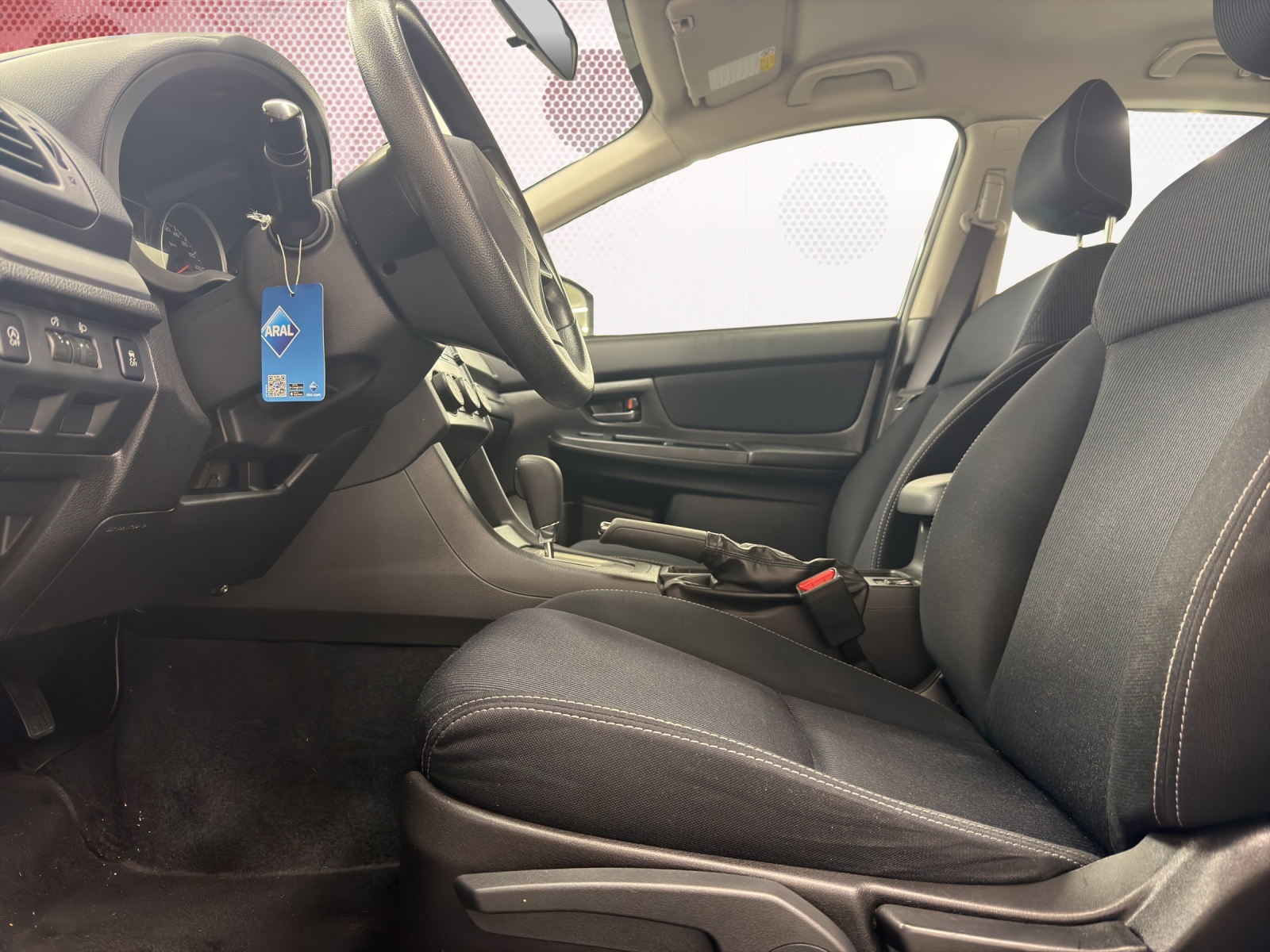 SUBARU XV 2.0 Swiss Two AWD CVT-image-10