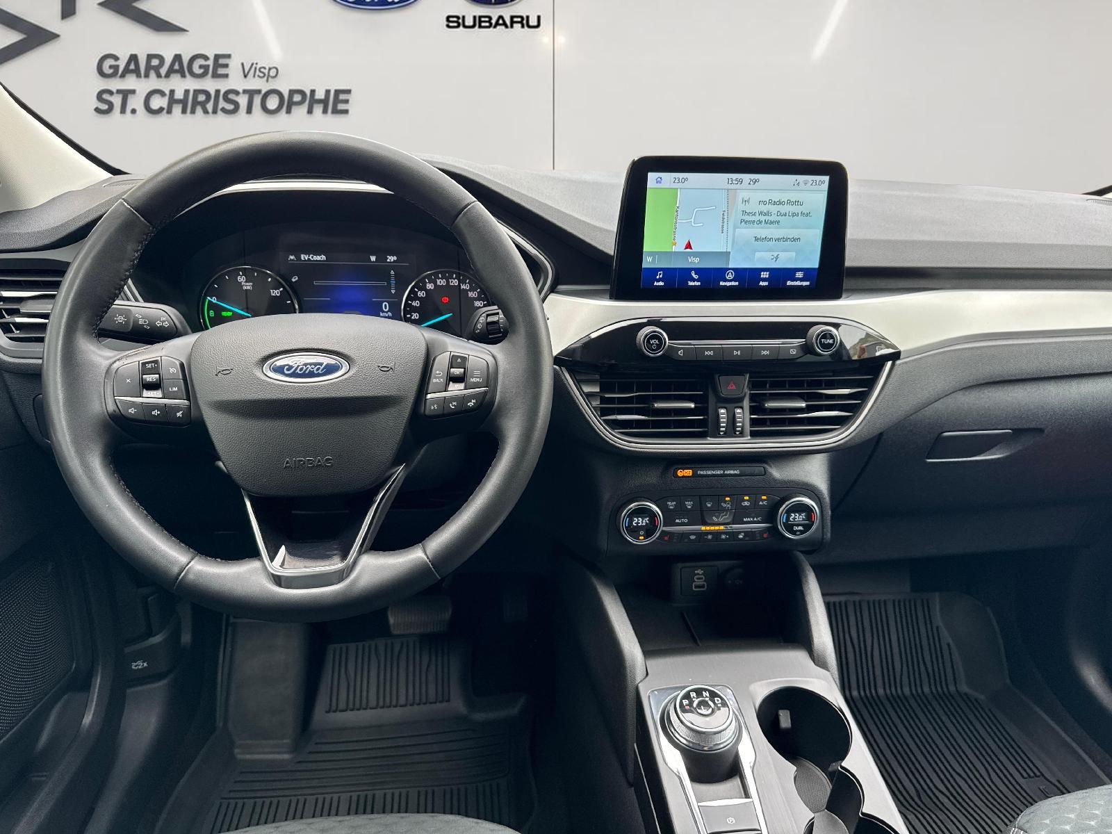 FORD Kuga 2.5 Hybrid Cool & Connect 4x4-image-13