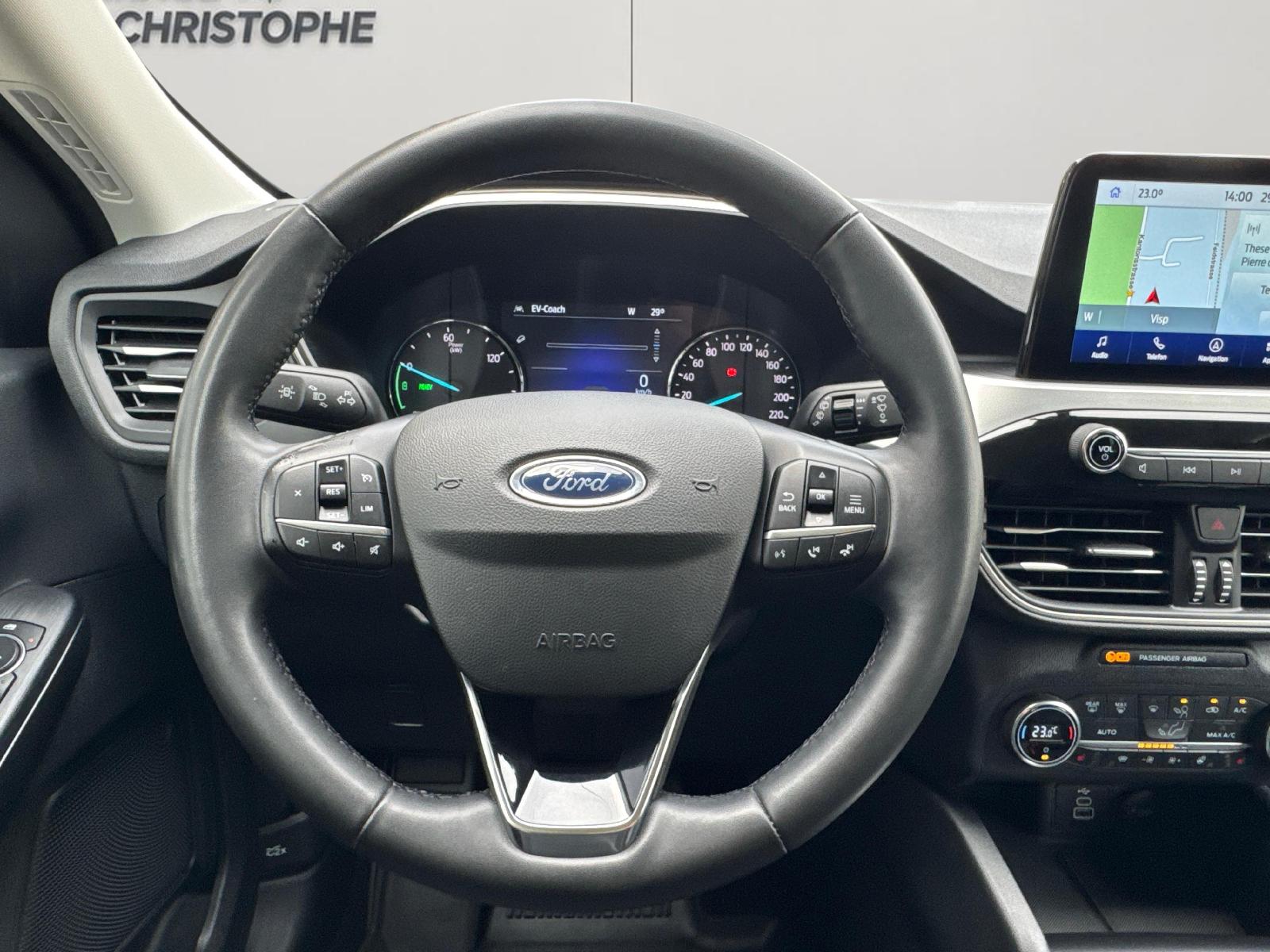 FORD Kuga 2.5 Hybrid Cool & Connect 4x4-image-14
