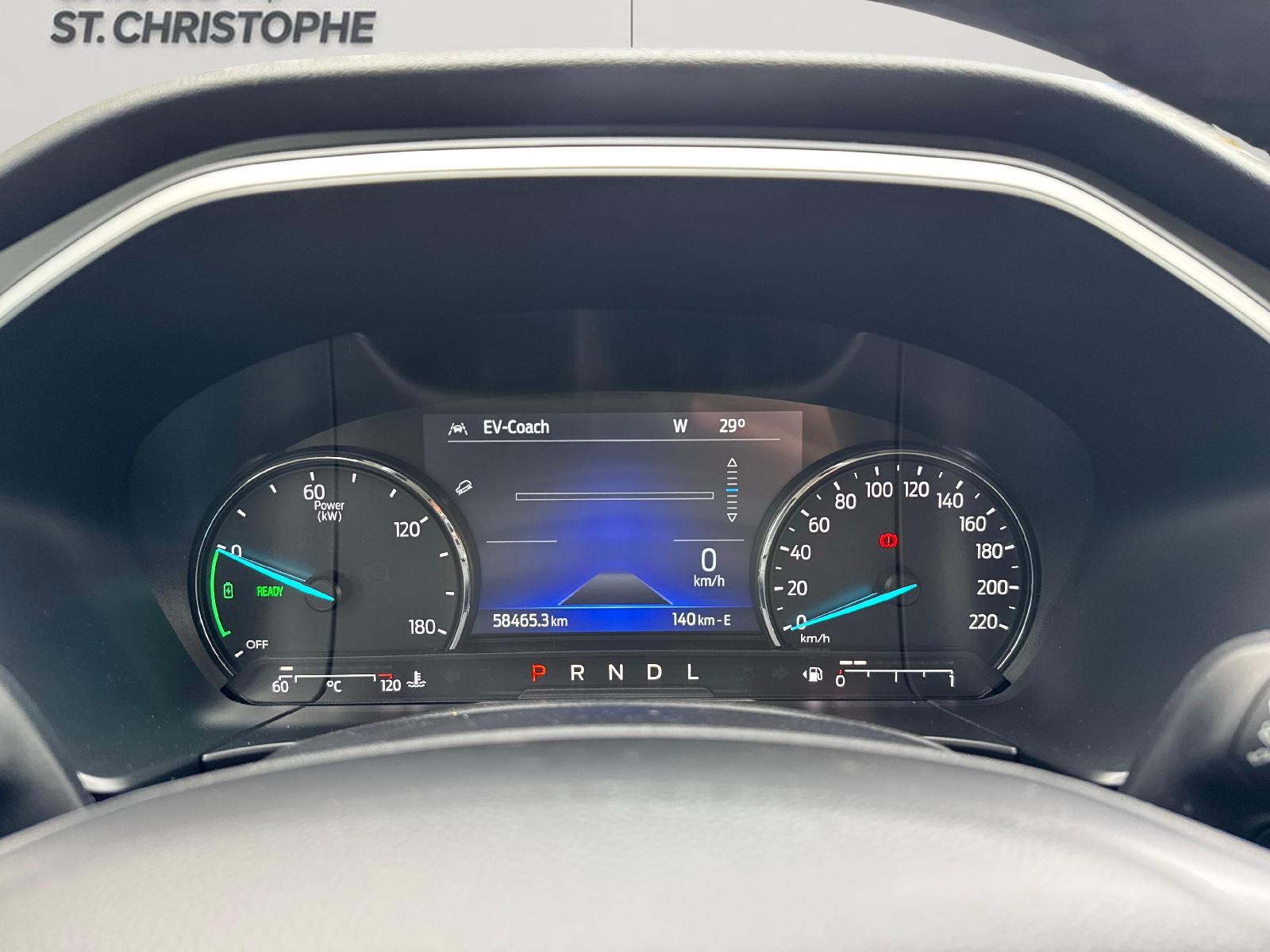 FORD Kuga 2.5 Hybrid Cool & Connect 4x4-image-15