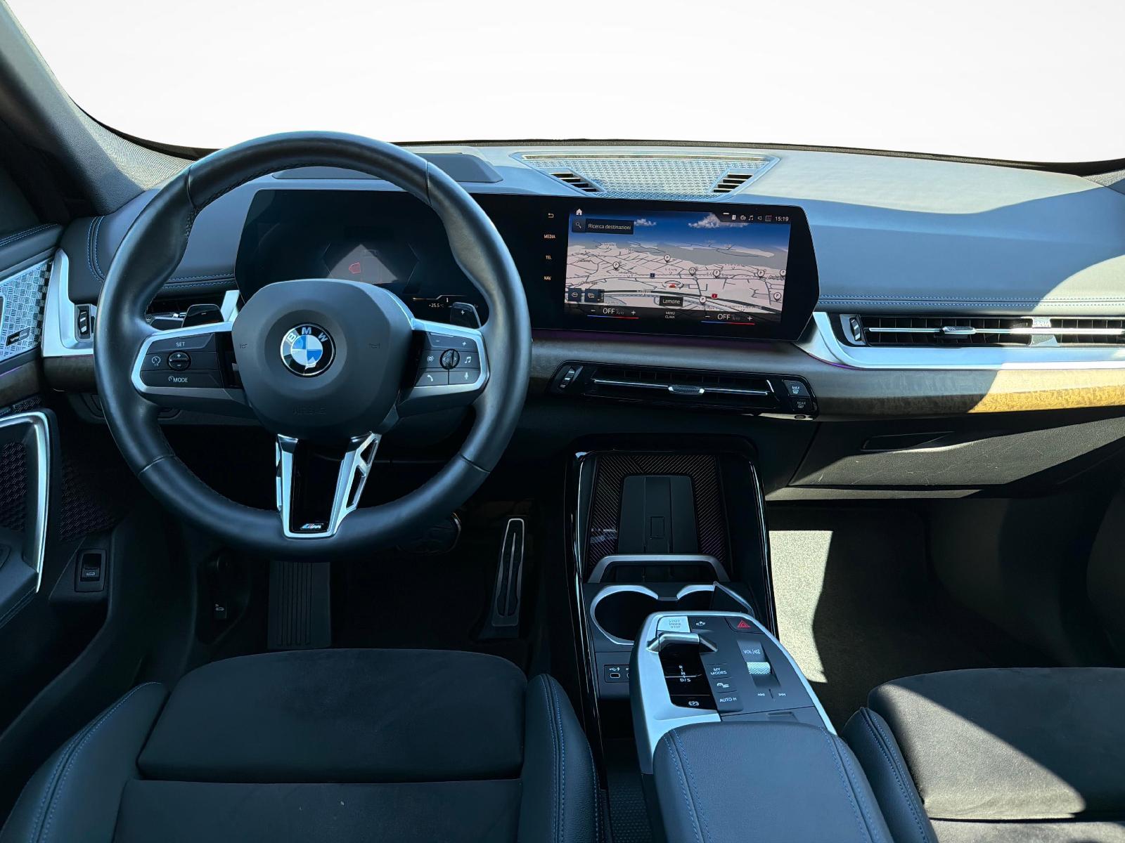 BMW X1 23d xDrive-image-10