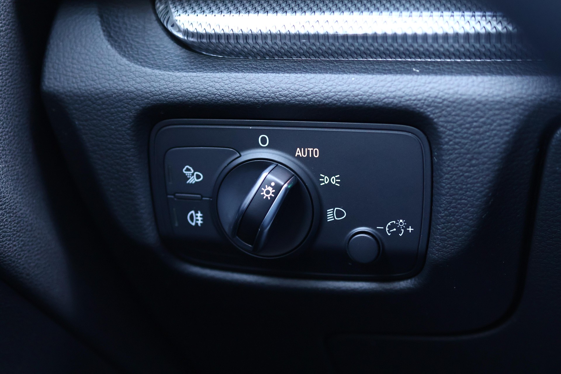 AUDI A3 Sportback 2.0 T FSI Design Quattro S-Tronic * LEDERSITZE * ELEKTRISCHE SITZE * LENKRADHEIZUNG *-image-29