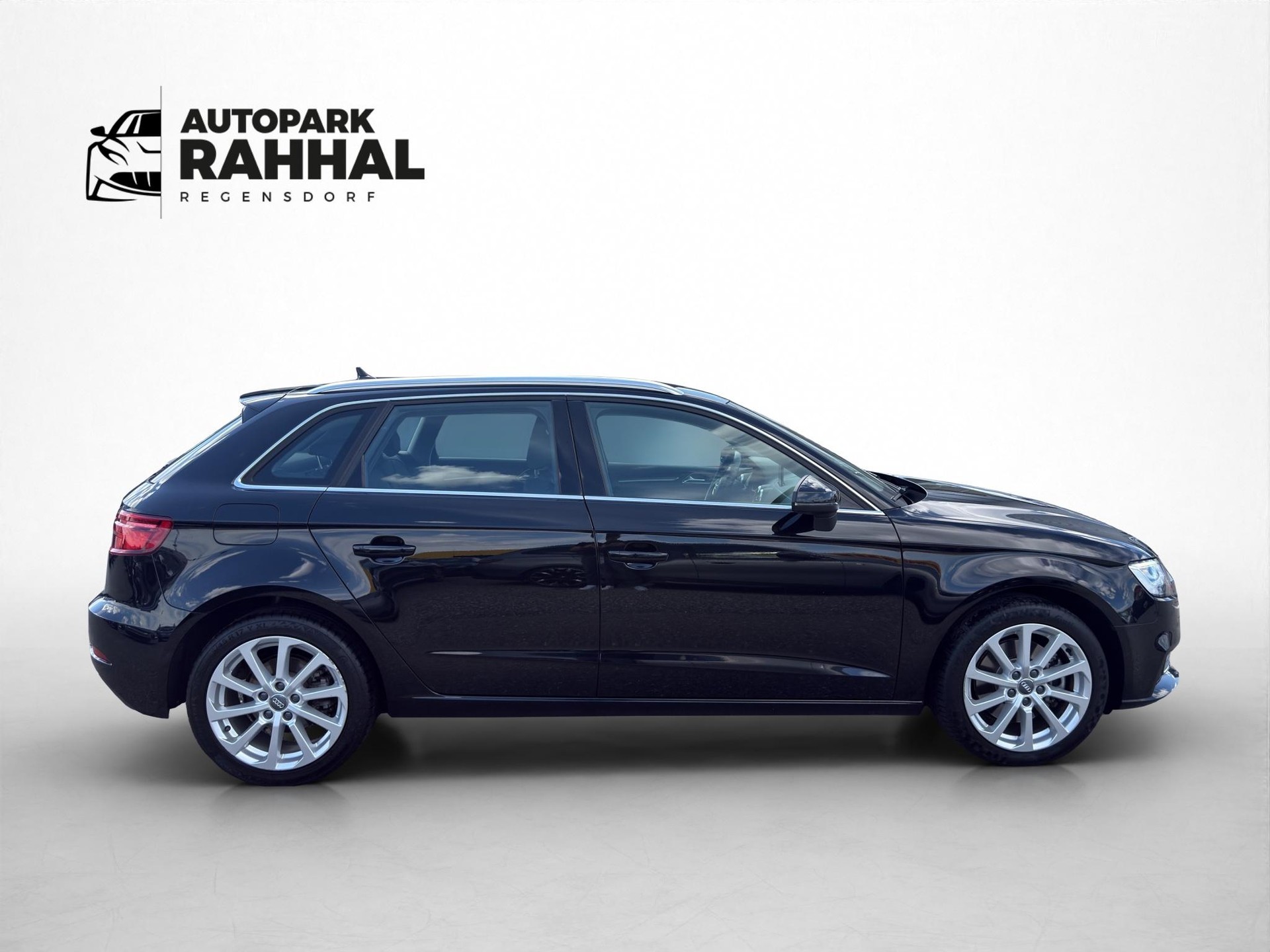 AUDI A3 Sportback 2.0 T FSI Design Quattro S-Tronic * LEDERSITZE * ELEKTRISCHE SITZE * LENKRADHEIZUNG *-image-6