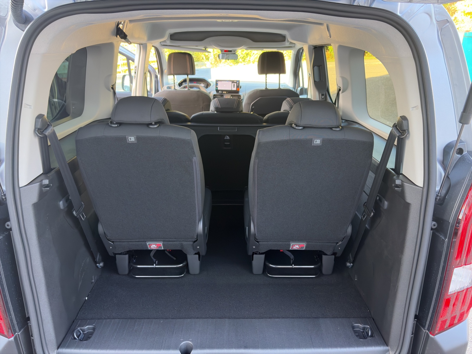 PEUGEOT Rifter Long 1.5 BlueHDi 130 Fa-image-6