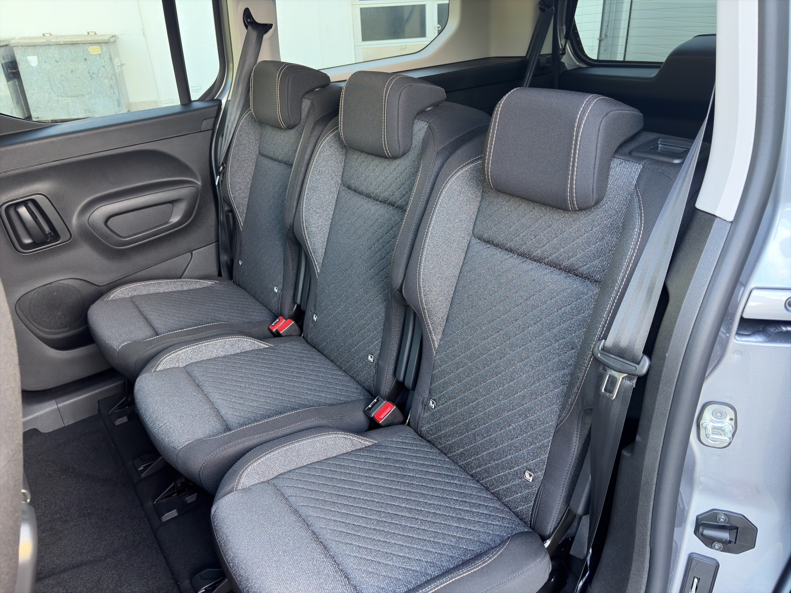 PEUGEOT Rifter Long 1.5 BlueHDi 130 Fa-image-4