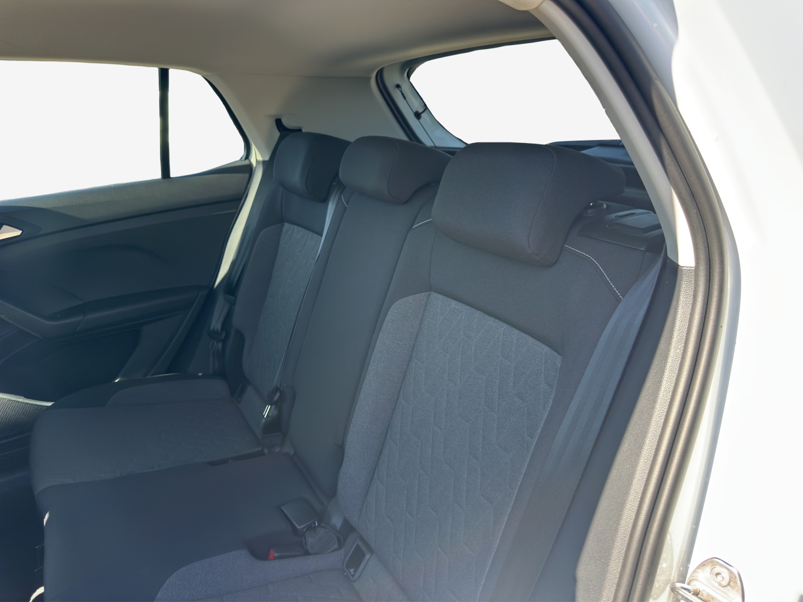 VW T-Cross 1.0 TSI EVO Life DSG-image-11