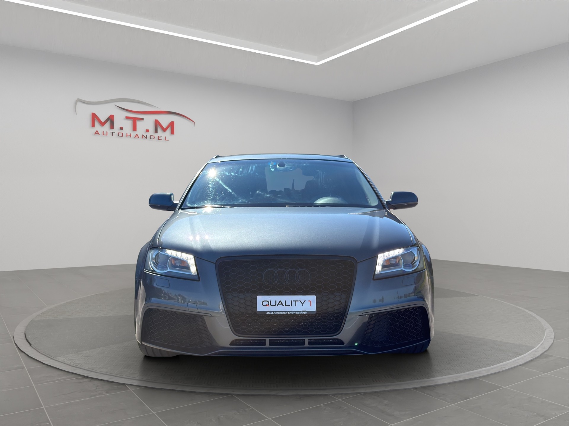 AUDI RS3 Sportback 2.5 TFSI quattro S-tronic-image-19