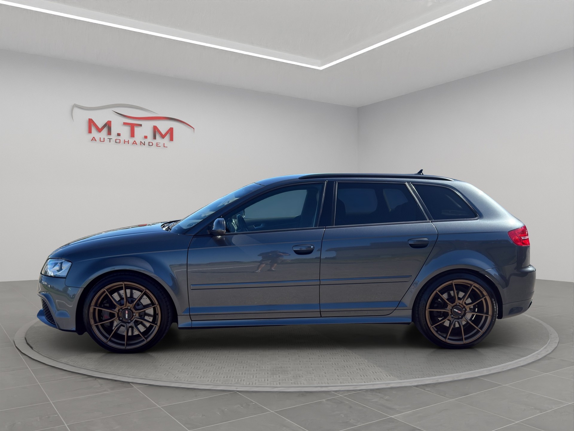 AUDI RS3 Sportback 2.5 TFSI quattro S-tronic-image-1