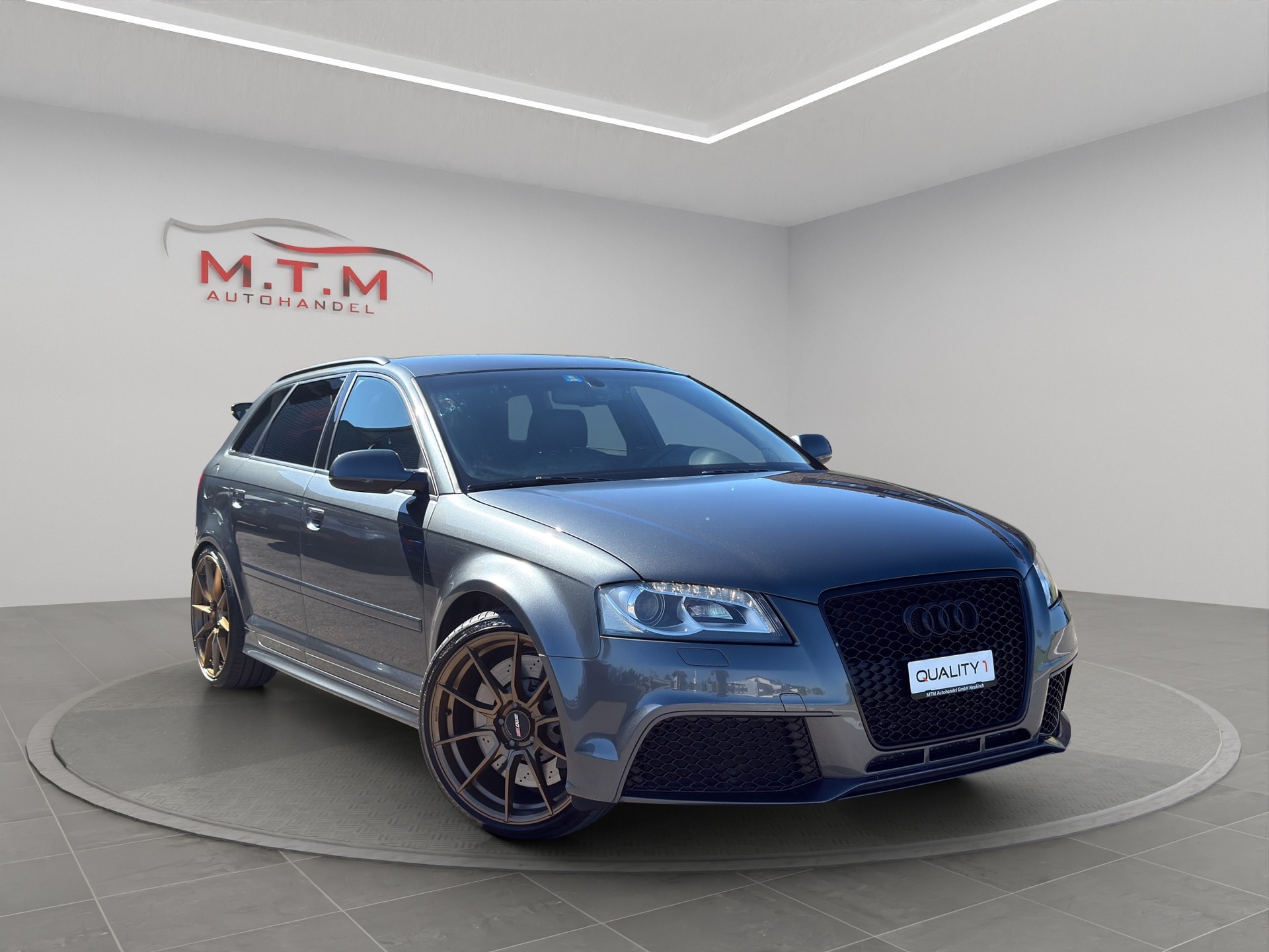 AUDI RS3 Sportback 2.5 TFSI quattro S-tronic-image-0