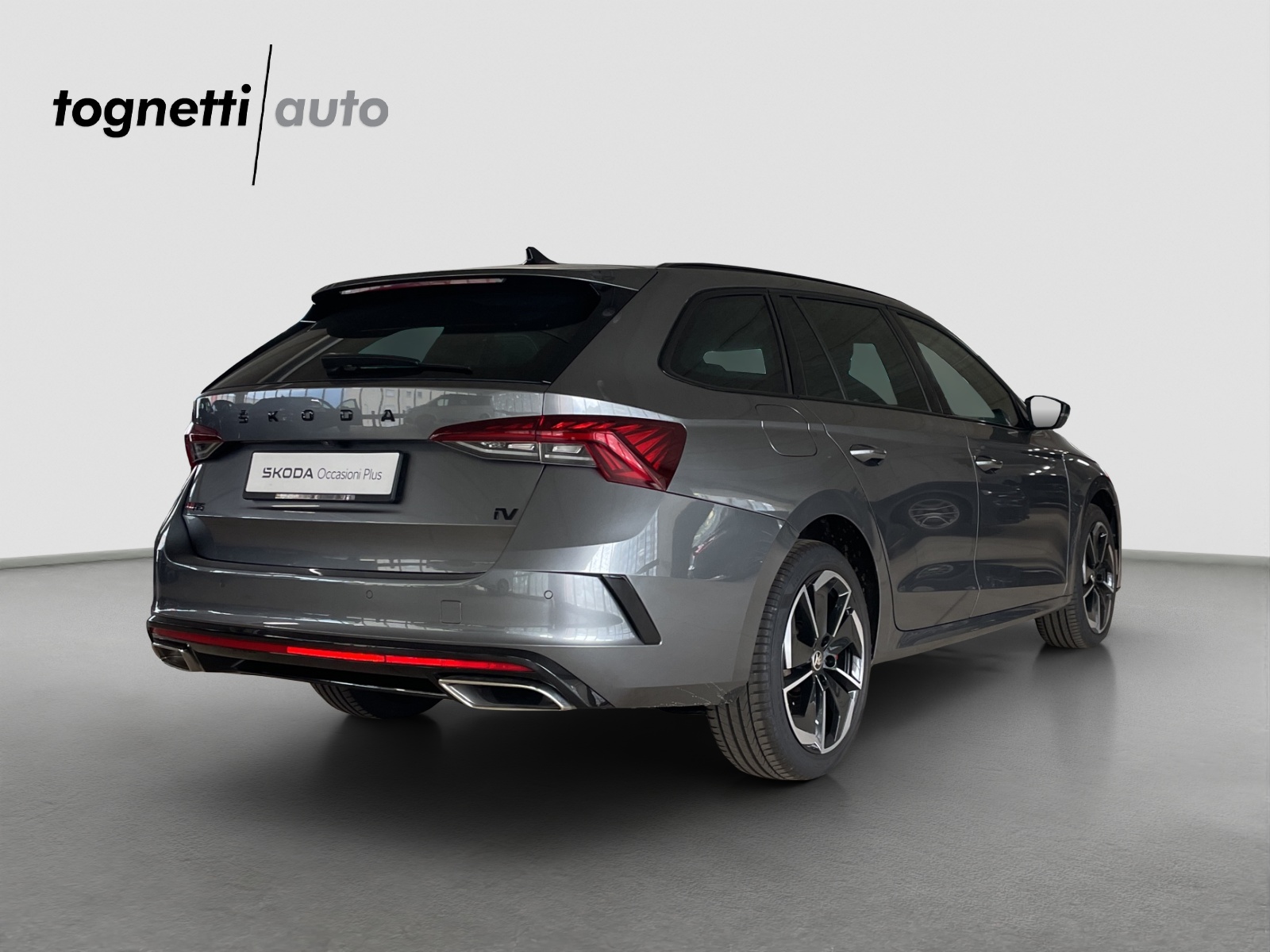 SKODA Octavia Combi 1.4 TSI PHEV DSG RS-image-3