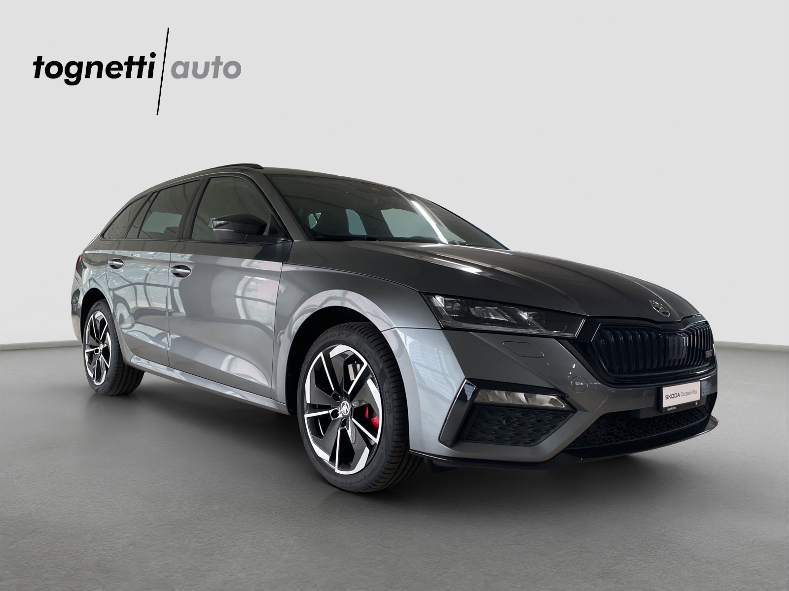 SKODA Octavia Combi 1.4 TSI PHEV DSG RS-image-1
