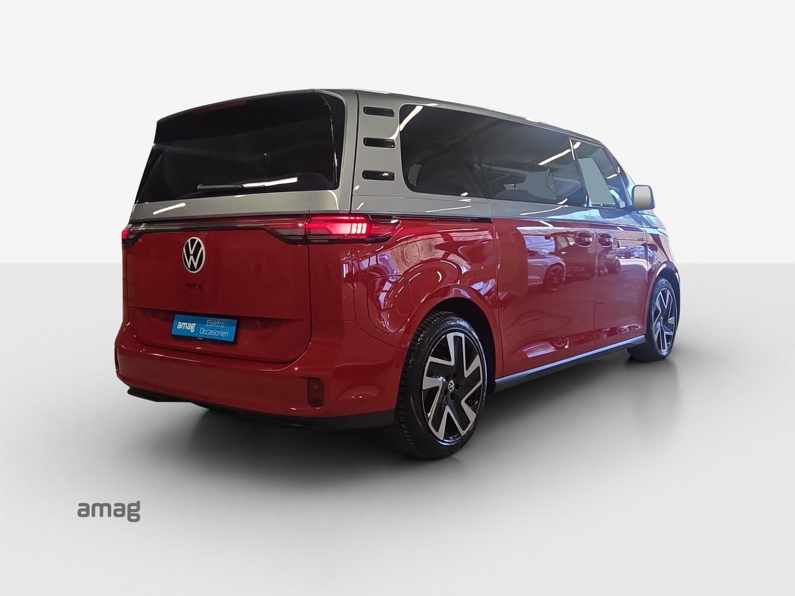 VW ID.Buzz LWB GTX 4 Motion-image-4