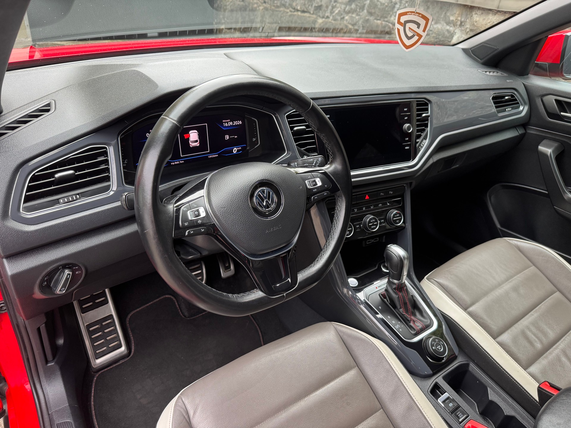 VW T-Roc 2.0 TSI Sport DSG 4Motion-image-12