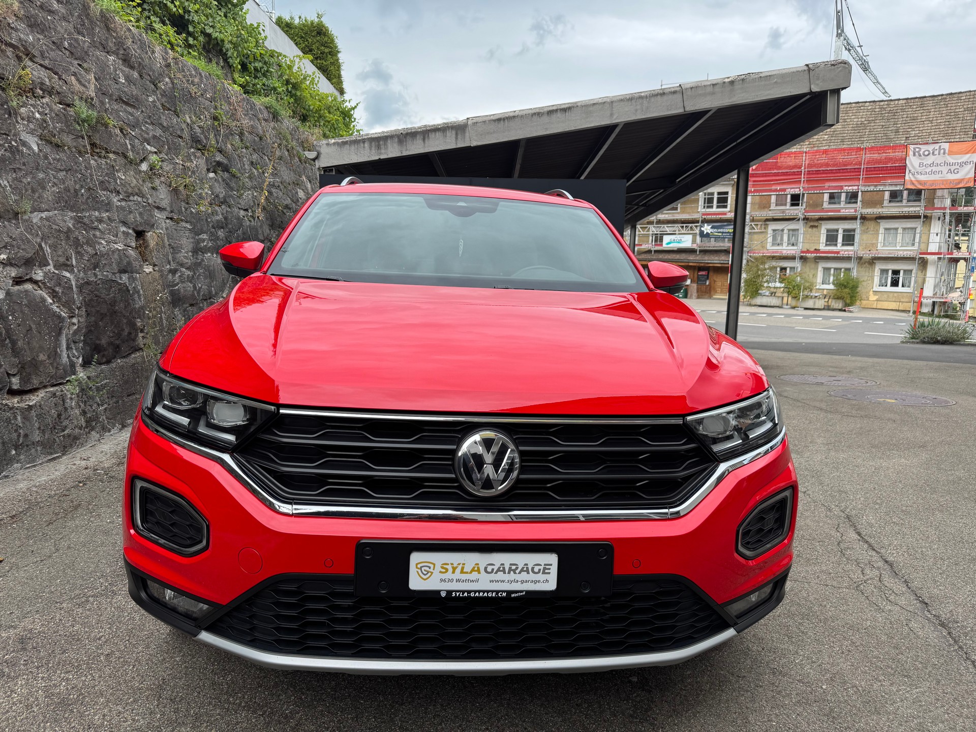 VW T-Roc 2.0 TSI Sport DSG 4Motion-image-3