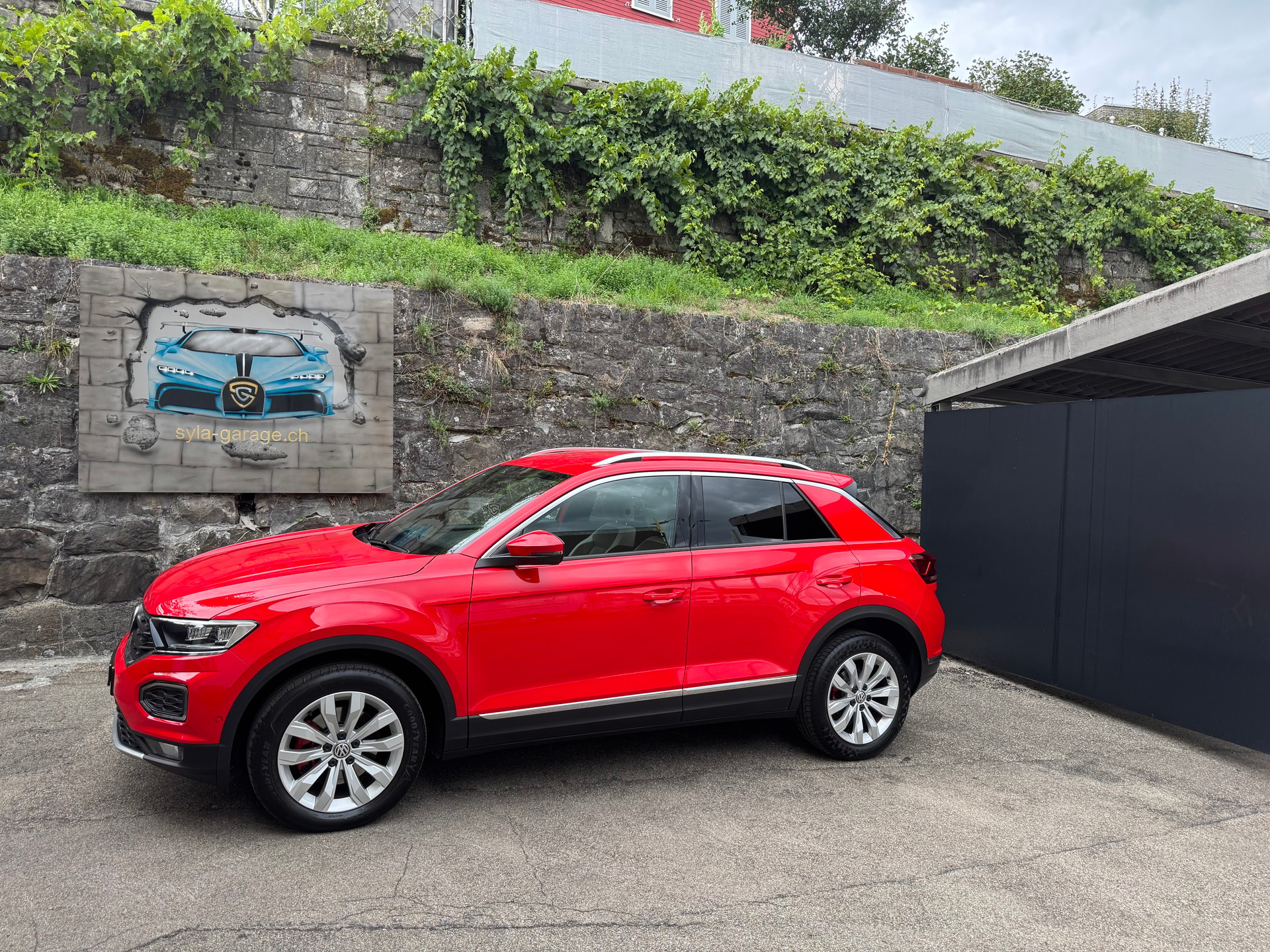 VW T-Roc 2.0 TSI Sport DSG 4Motion-image-0