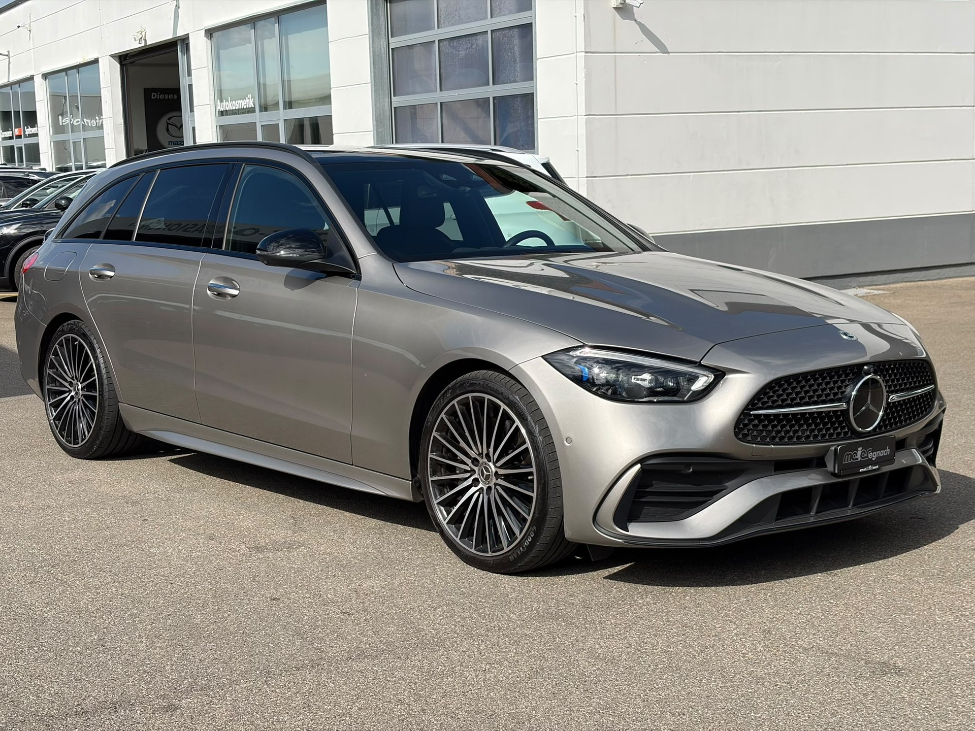 MERCEDES-BENZ C 220 d T 4Matic AMG Line-image-2