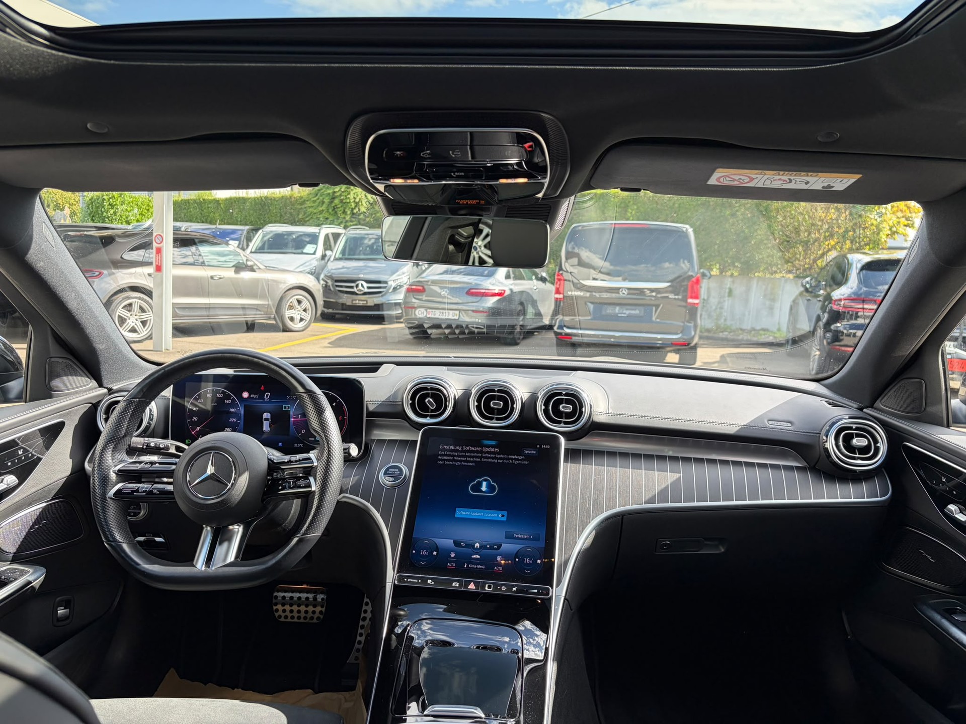 MERCEDES-BENZ C 220 d T 4Matic AMG Line-image-9