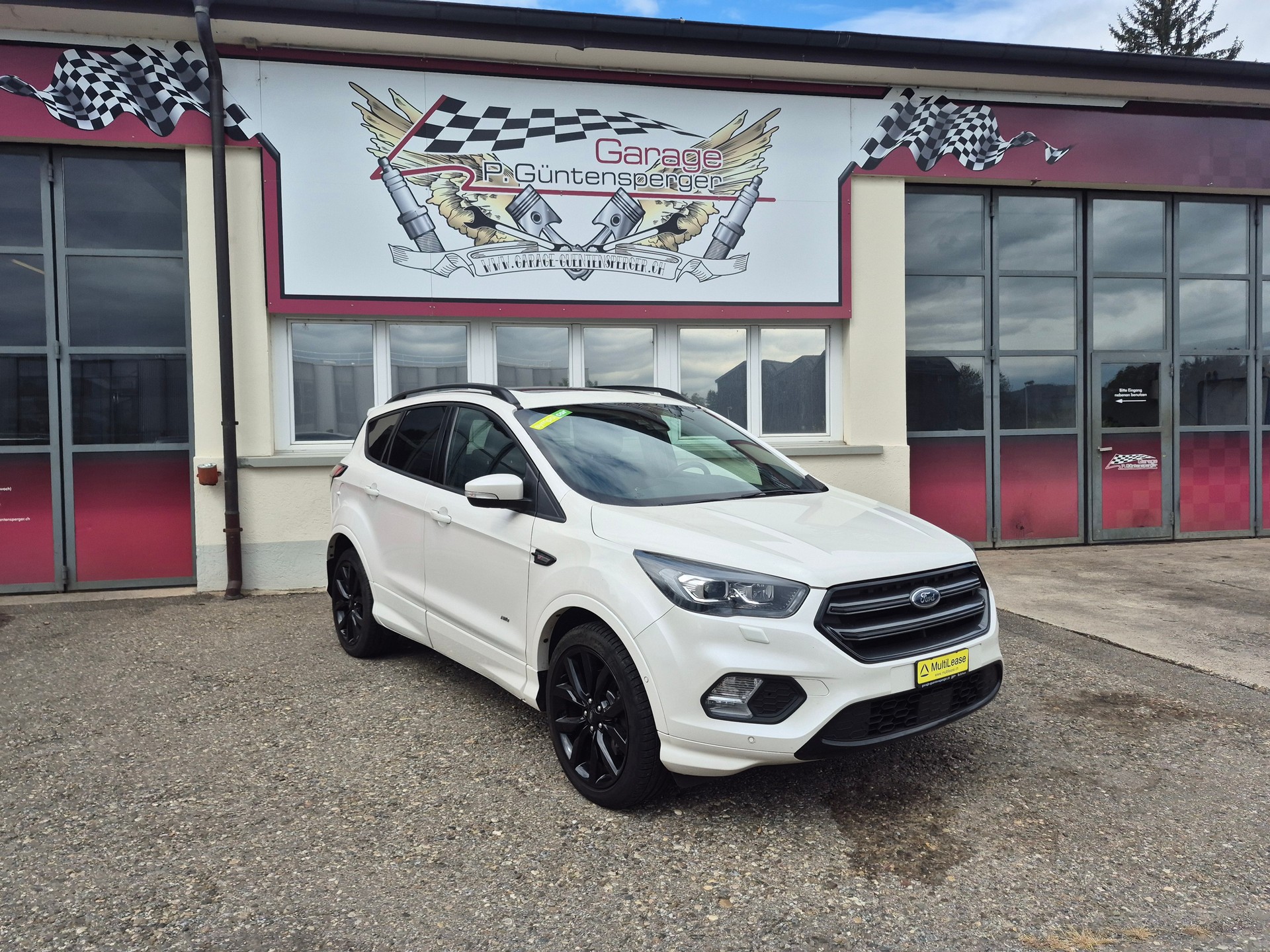 FORD Kuga 1.5 SCTi ST Line 4WD Automatic-image-8