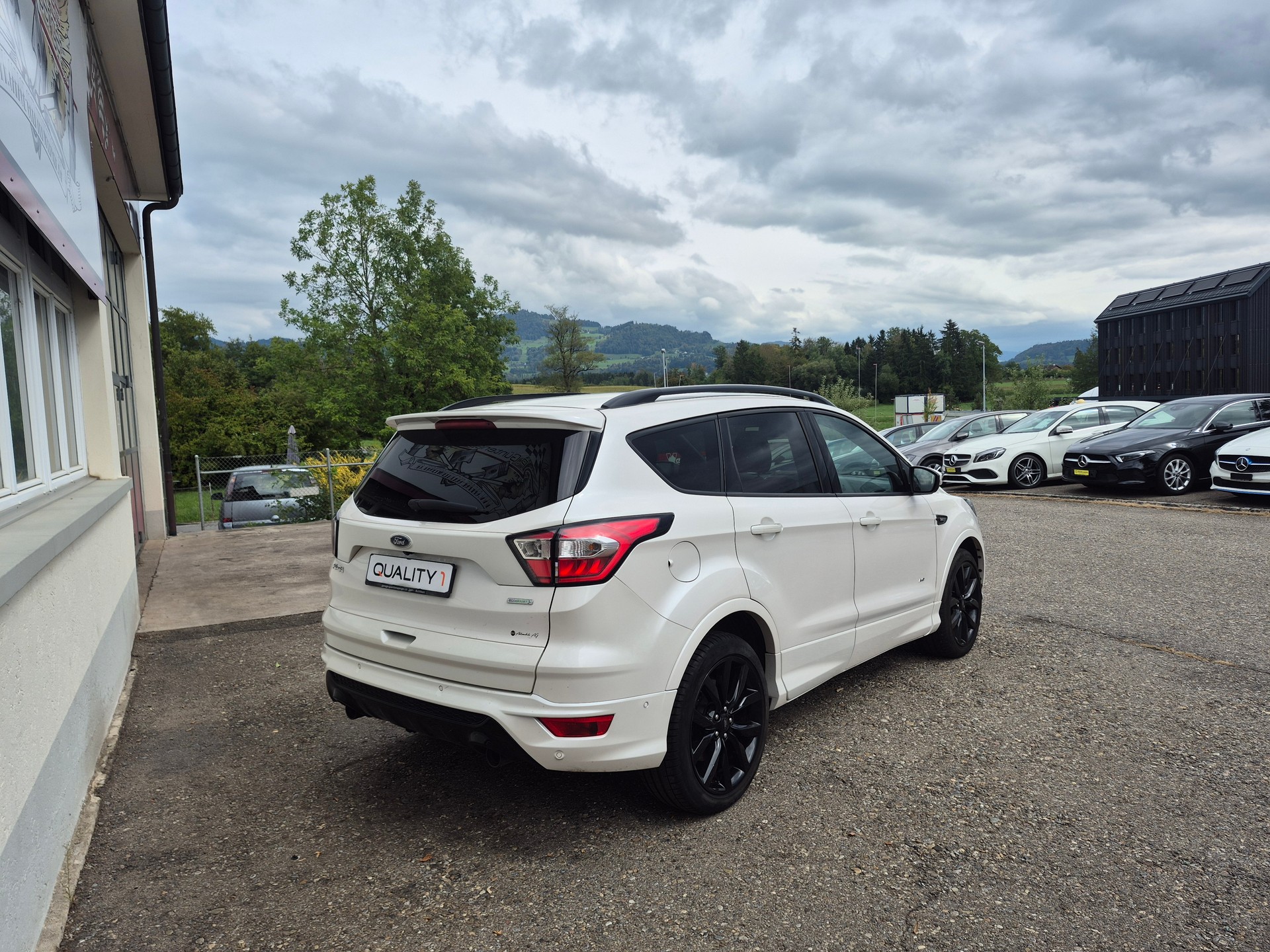 FORD Kuga 1.5 SCTi ST Line 4WD Automatic-image-2