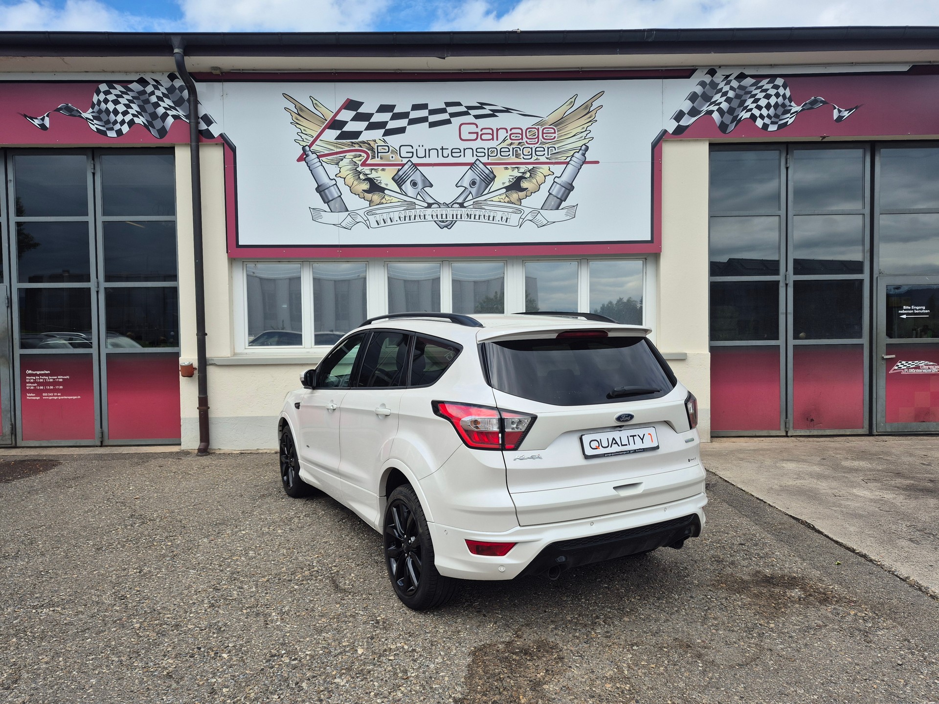 FORD Kuga 1.5 SCTi ST Line 4WD Automatic-image-4