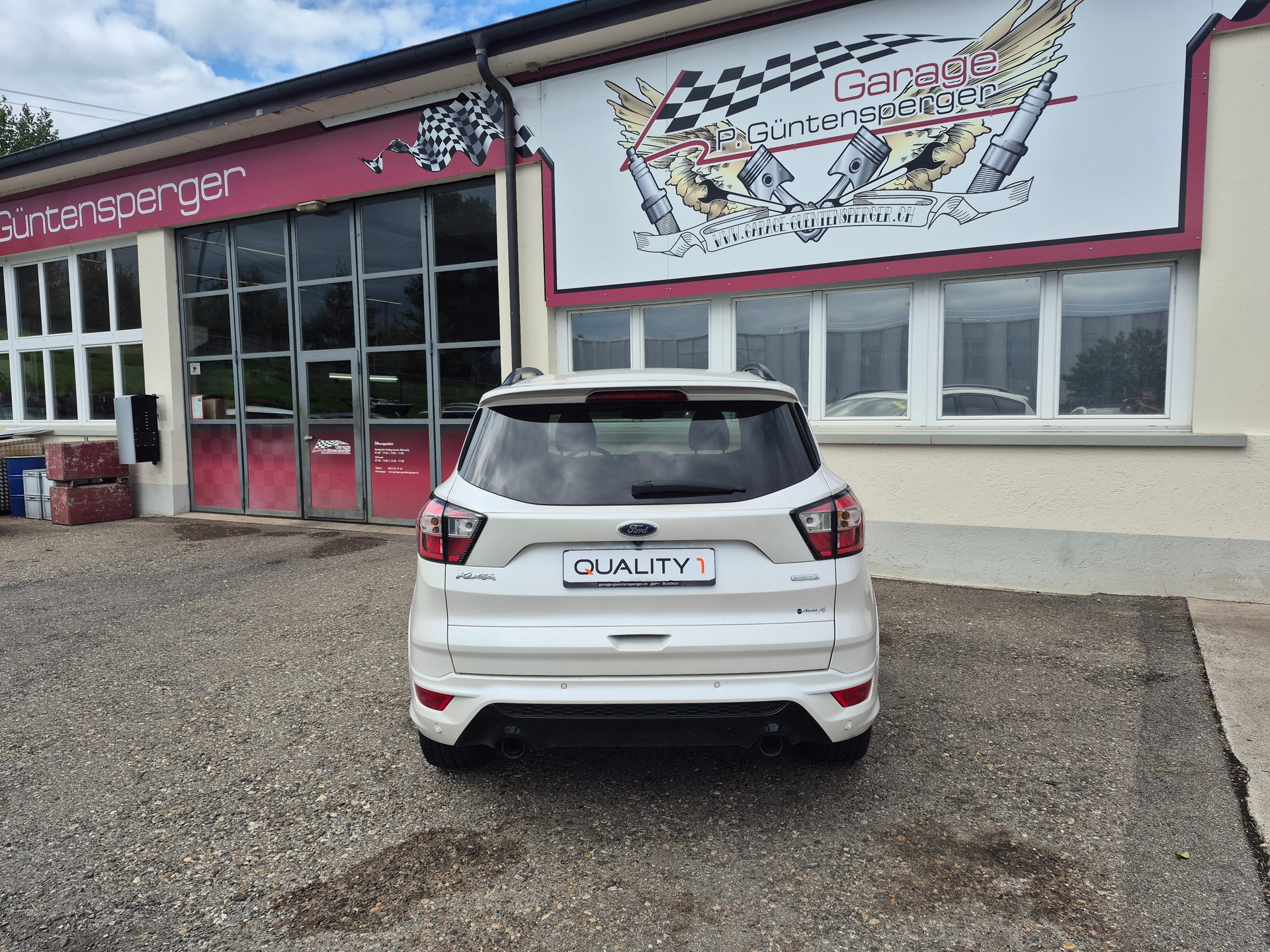 FORD Kuga 1.5 SCTi ST Line 4WD Automatic-image-3