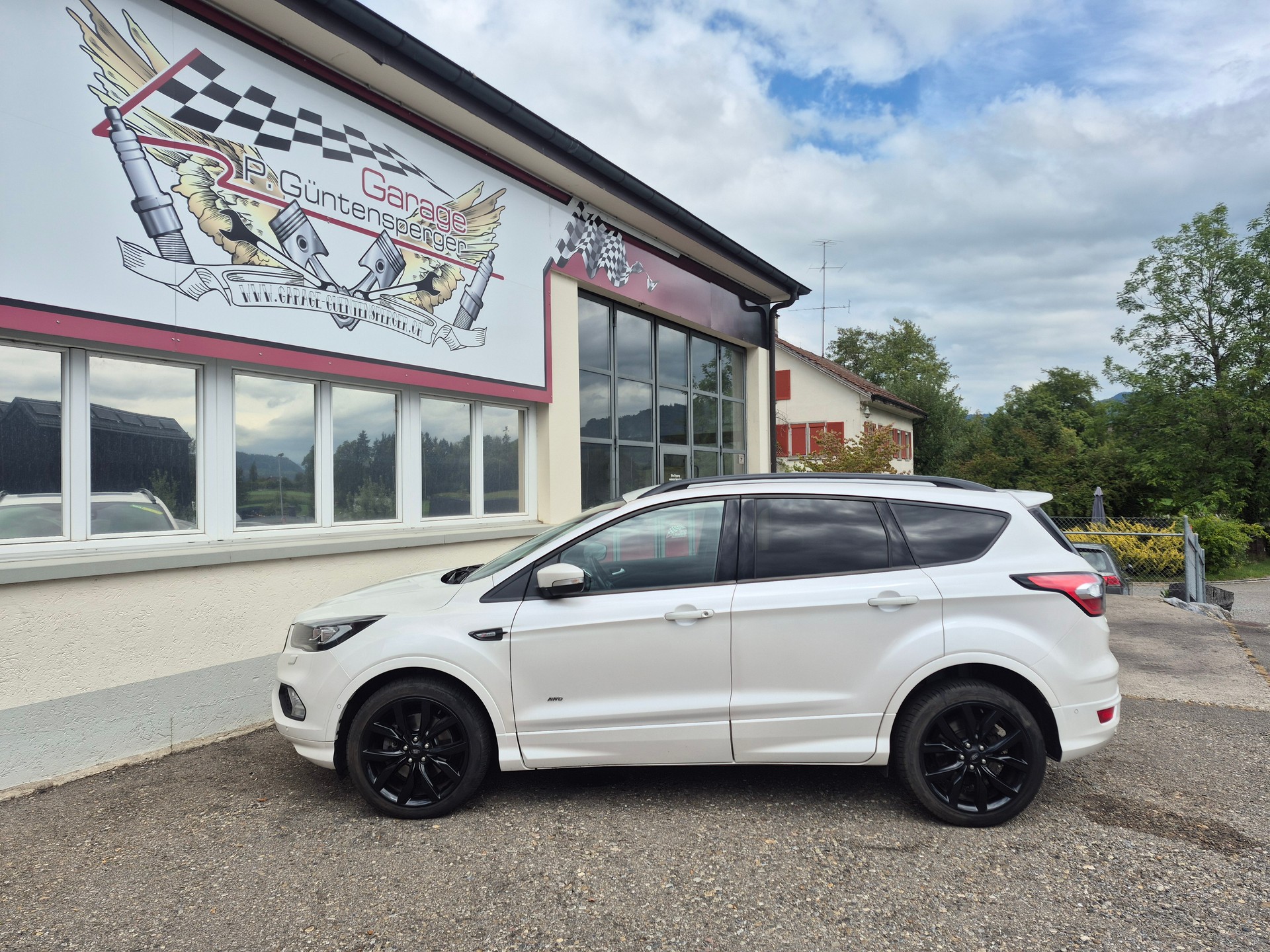 FORD Kuga 1.5 SCTi ST Line 4WD Automatic-image-5