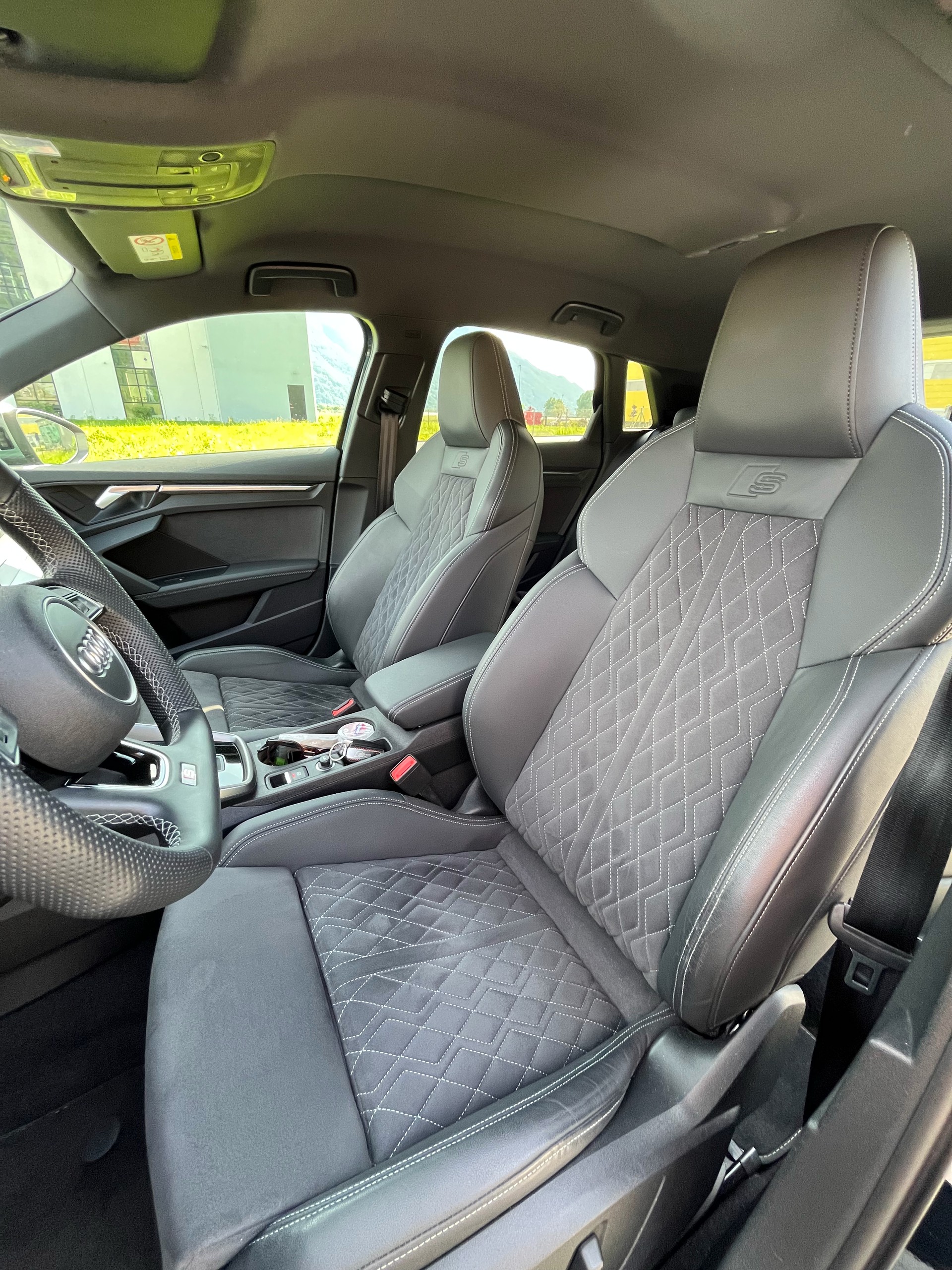 AUDI 2.0 TFSI quattro S-Tronic-image-4