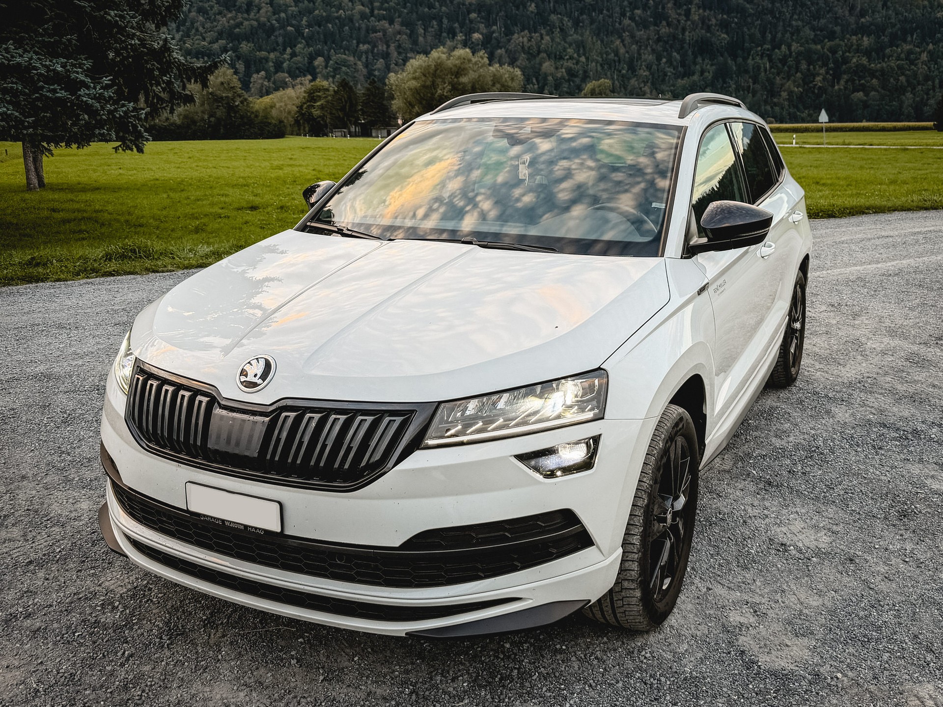 SKODA Karoq 2.0 TSI SportLine DSG 4x4-image-0