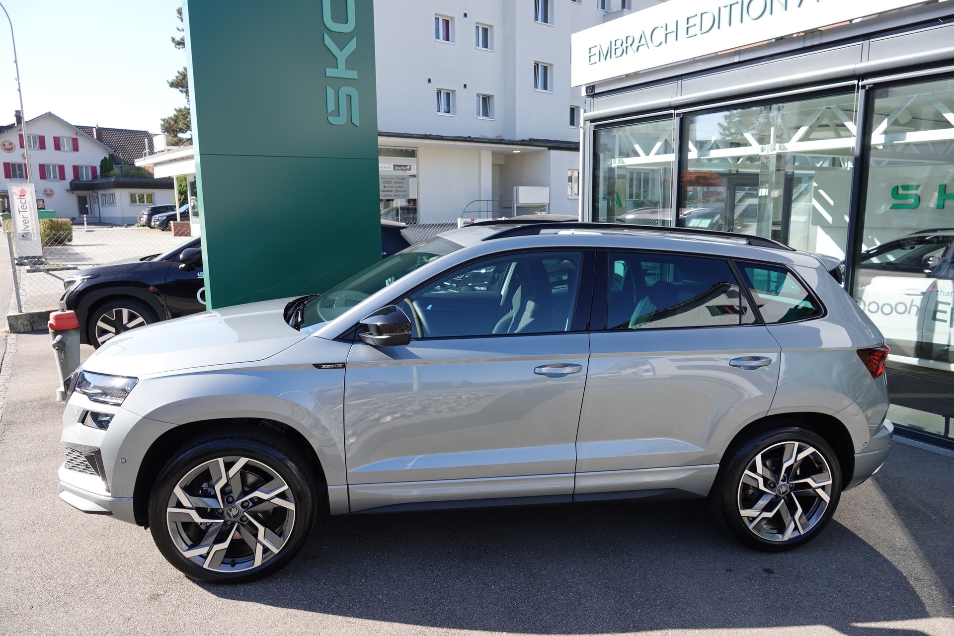 SKODA Karoq 2.0 TSI SportLine 4x4 DSG-image-4