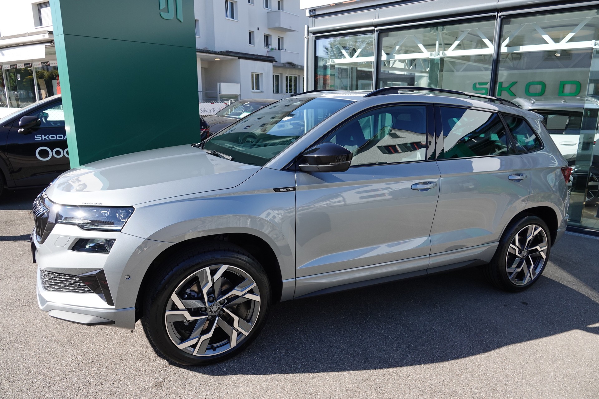 SKODA Karoq 2.0 TSI SportLine 4x4 DSG-showroom-element-3