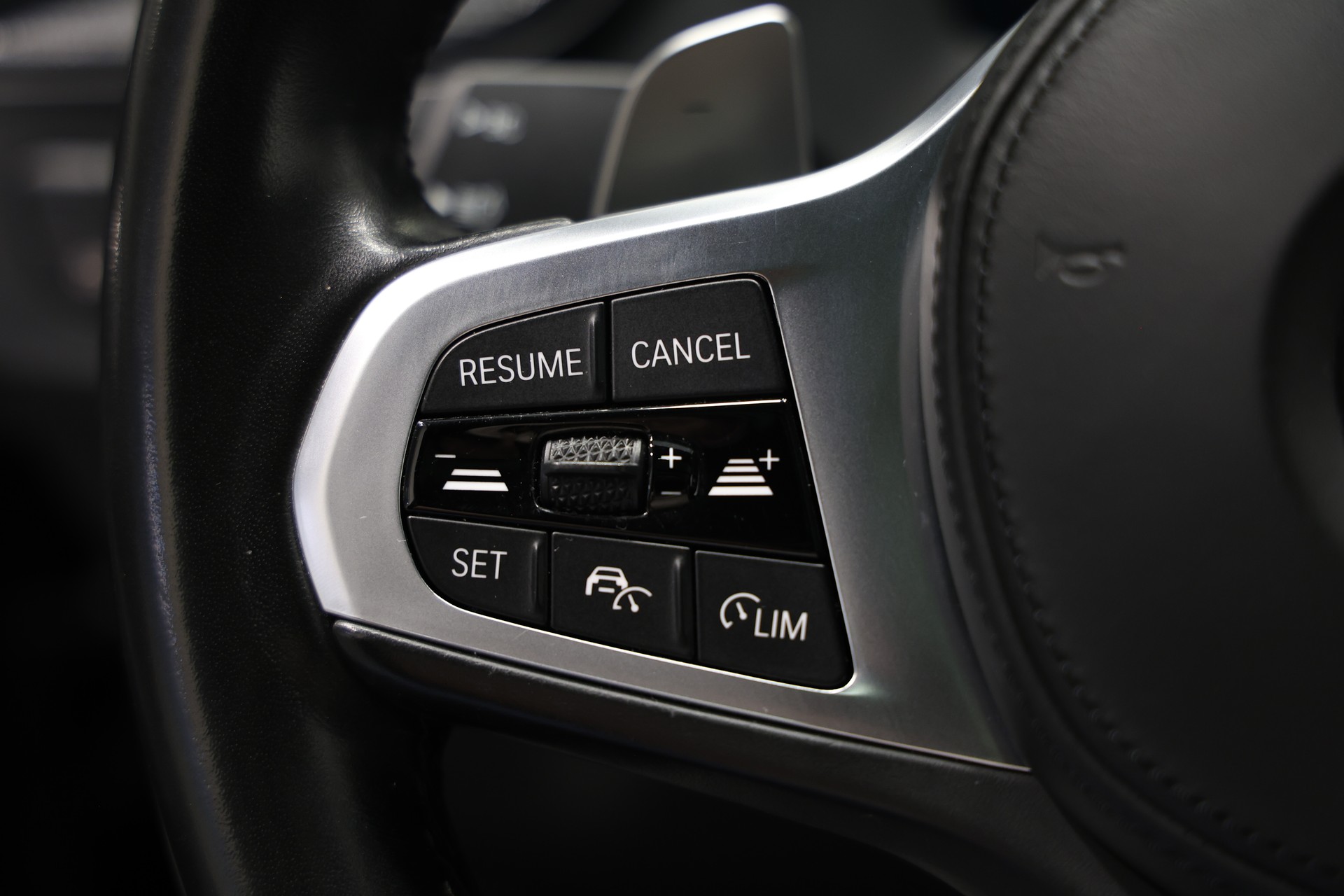 BMW M135i xDrive Steptronic *Sportsitze*-image-20