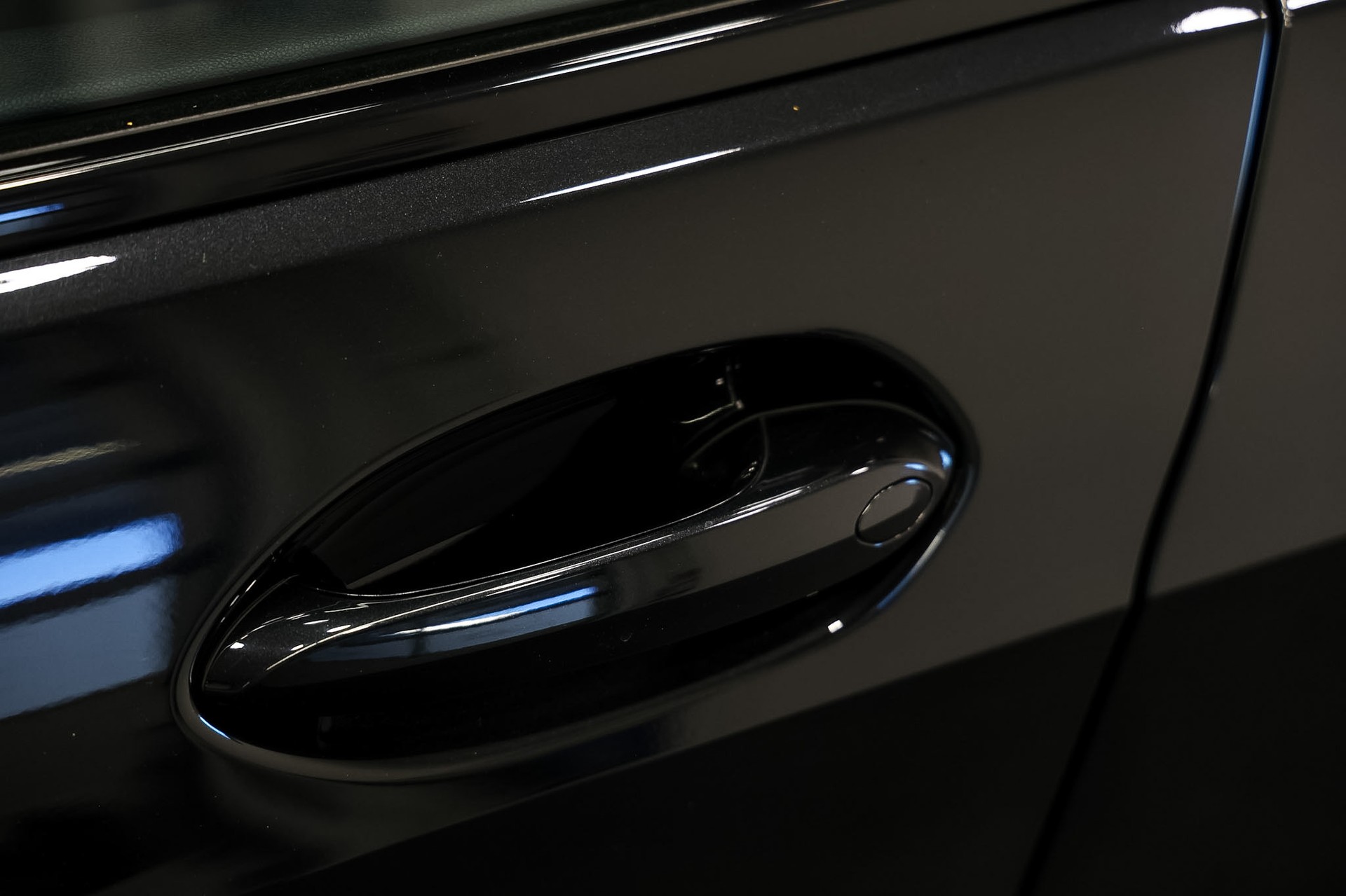BMW M135i xDrive Steptronic *Sportsitze*-image-15
