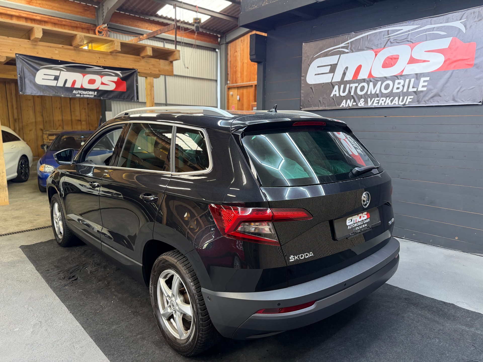 SKODA Karoq 1.5 TSI ACT Style DSG *Frisch MFK*-image-4