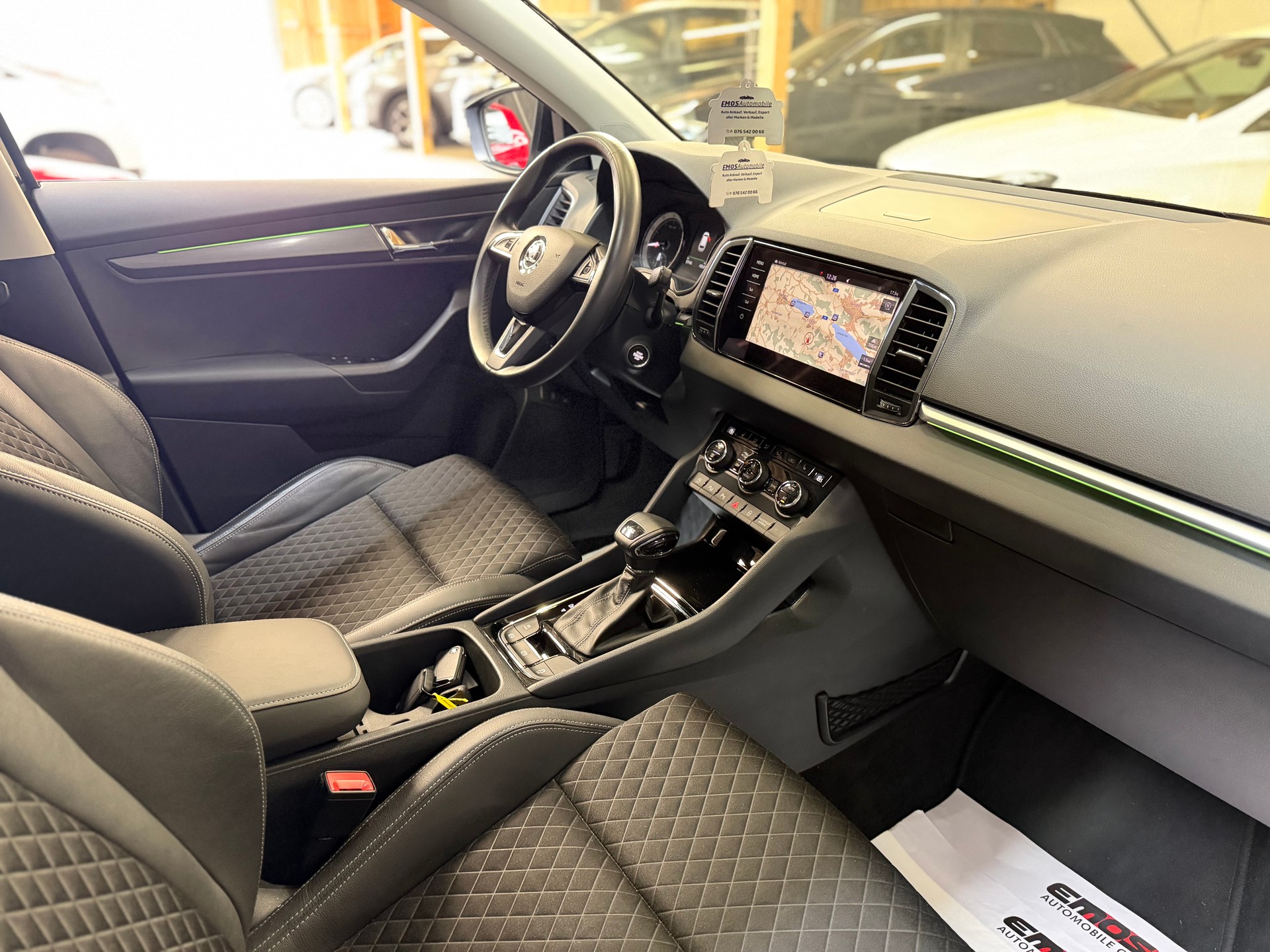 SKODA Karoq 1.5 TSI ACT Style DSG *Frisch MFK*-image-8