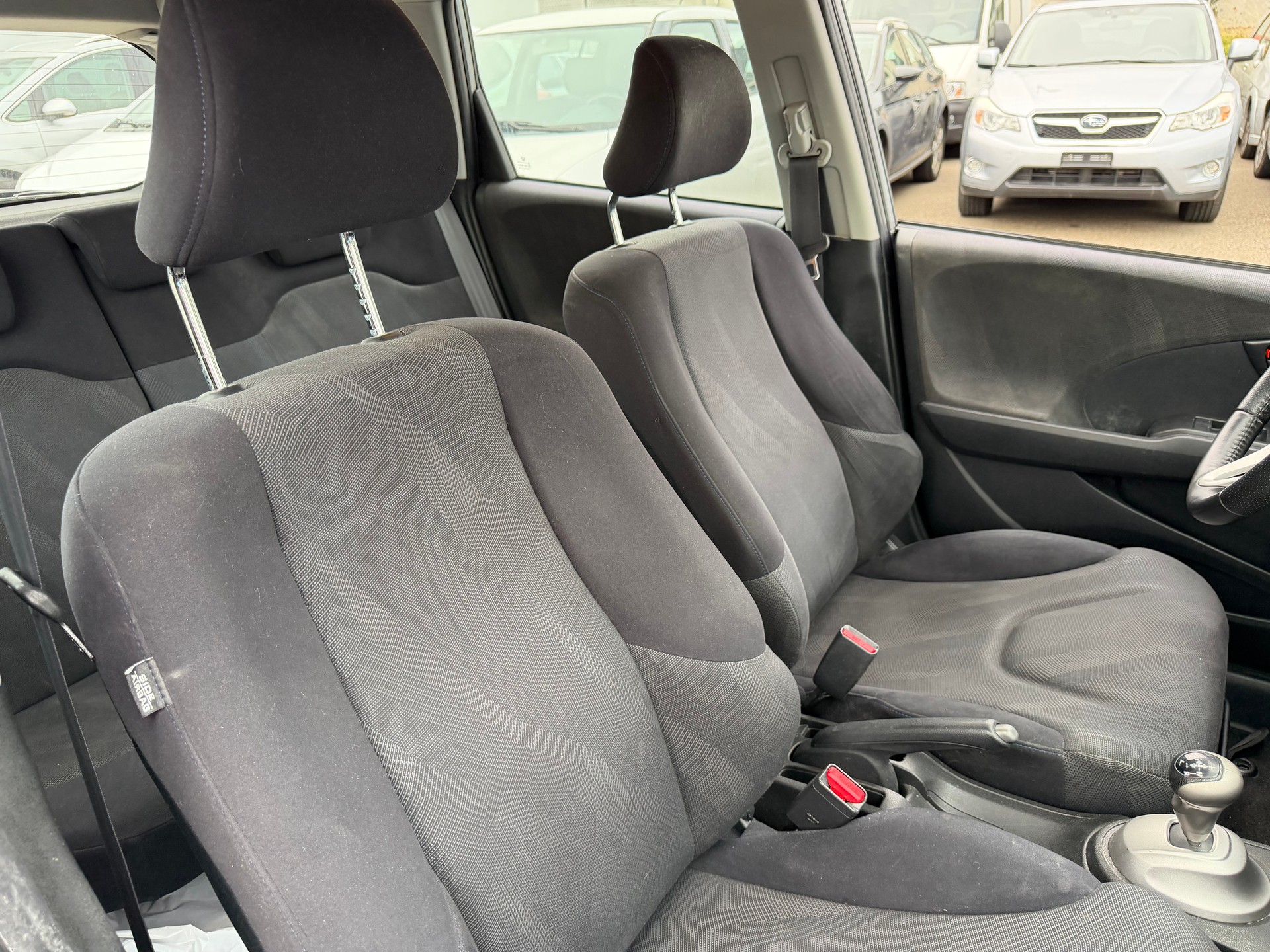 HONDA Jazz 1.4i Elegance i-Shift-image-6