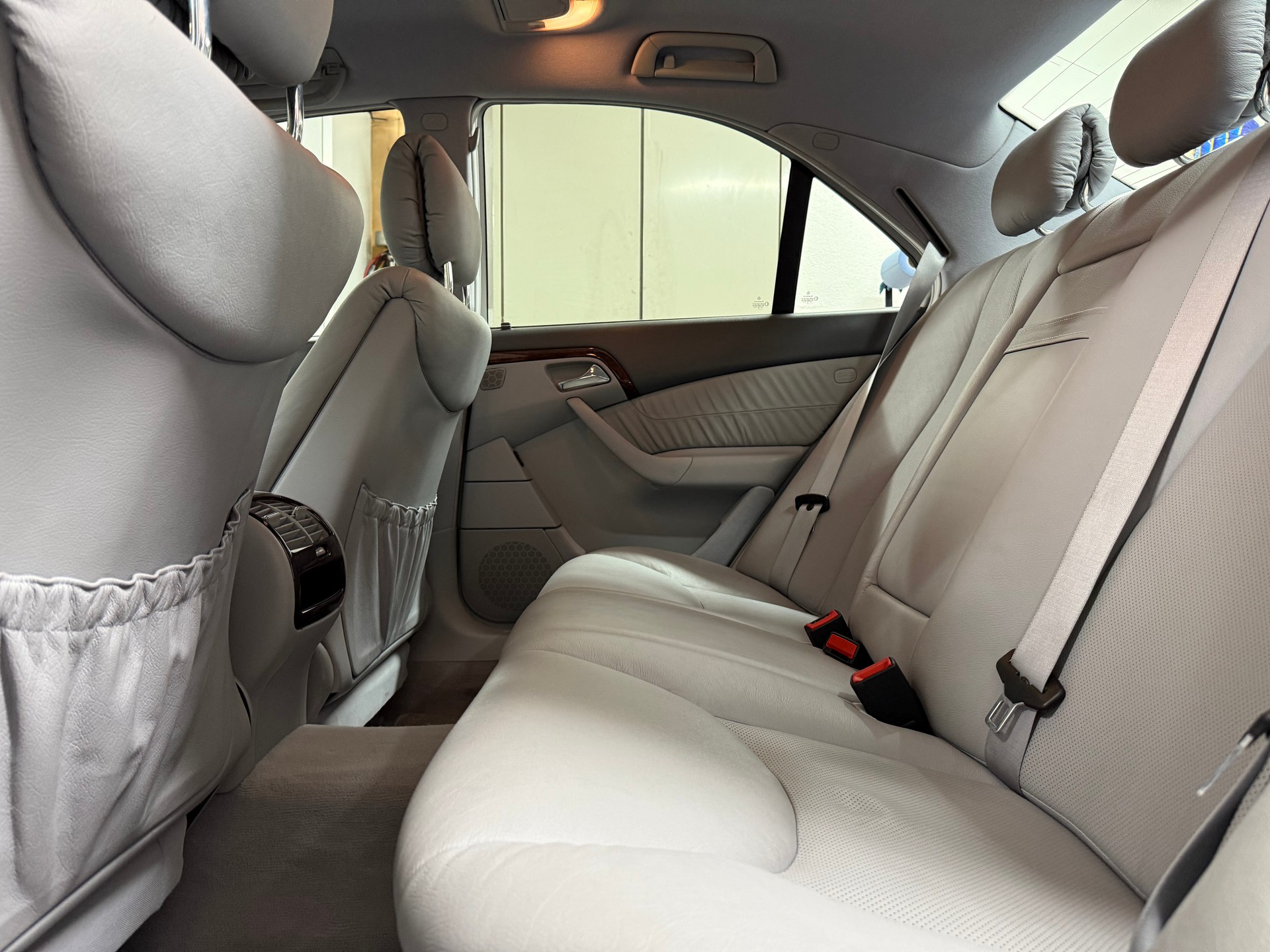 MERCEDES-BENZ S 320-image-10