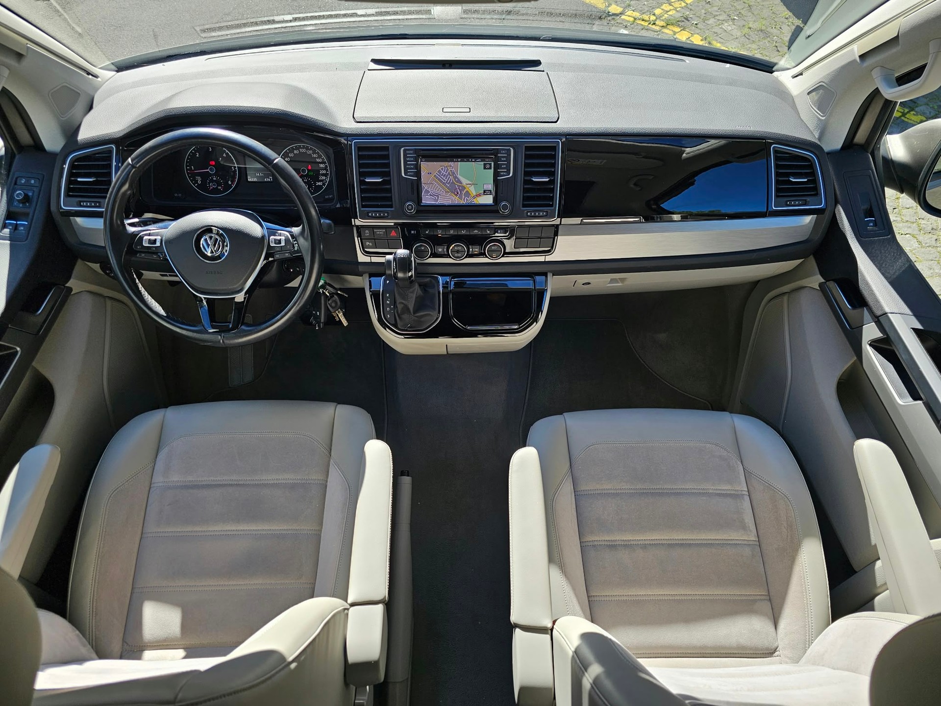 VW T6 California 2.0 TDI Ocean GREY DSG-image-12