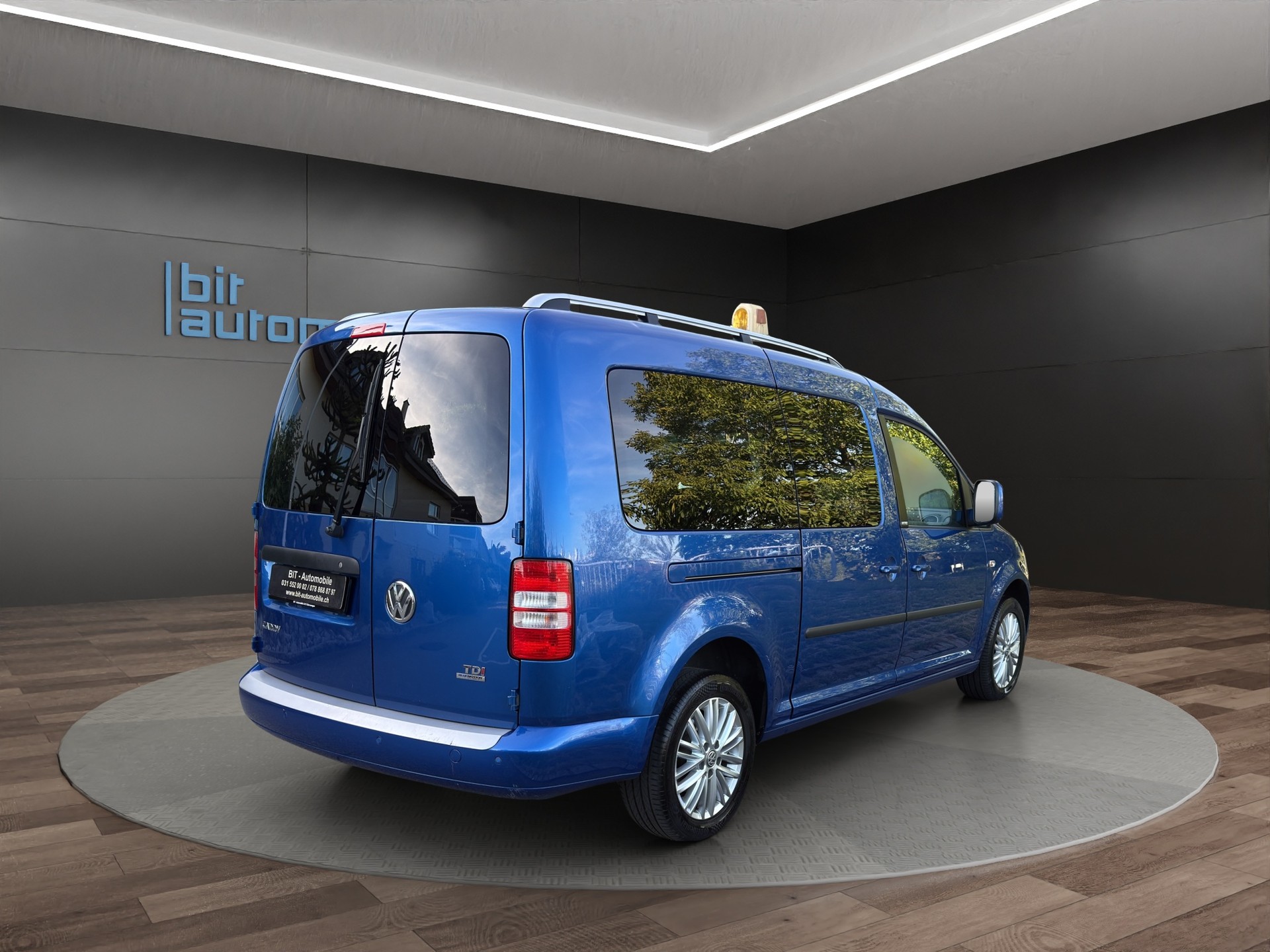 VW Caddy Maxi 1.6 TDI CR Blue Motion Family 7Plätzer-image-7