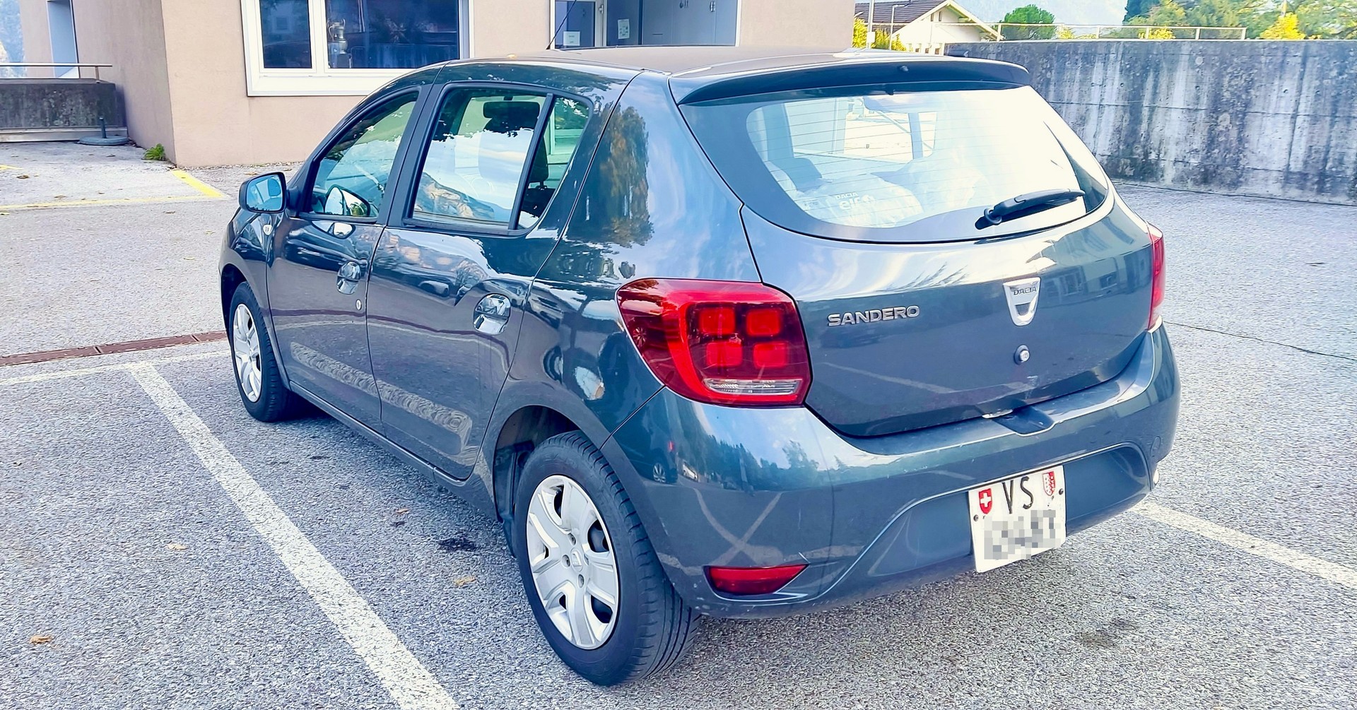 DACIA 1.0 Ambiance-image-1
