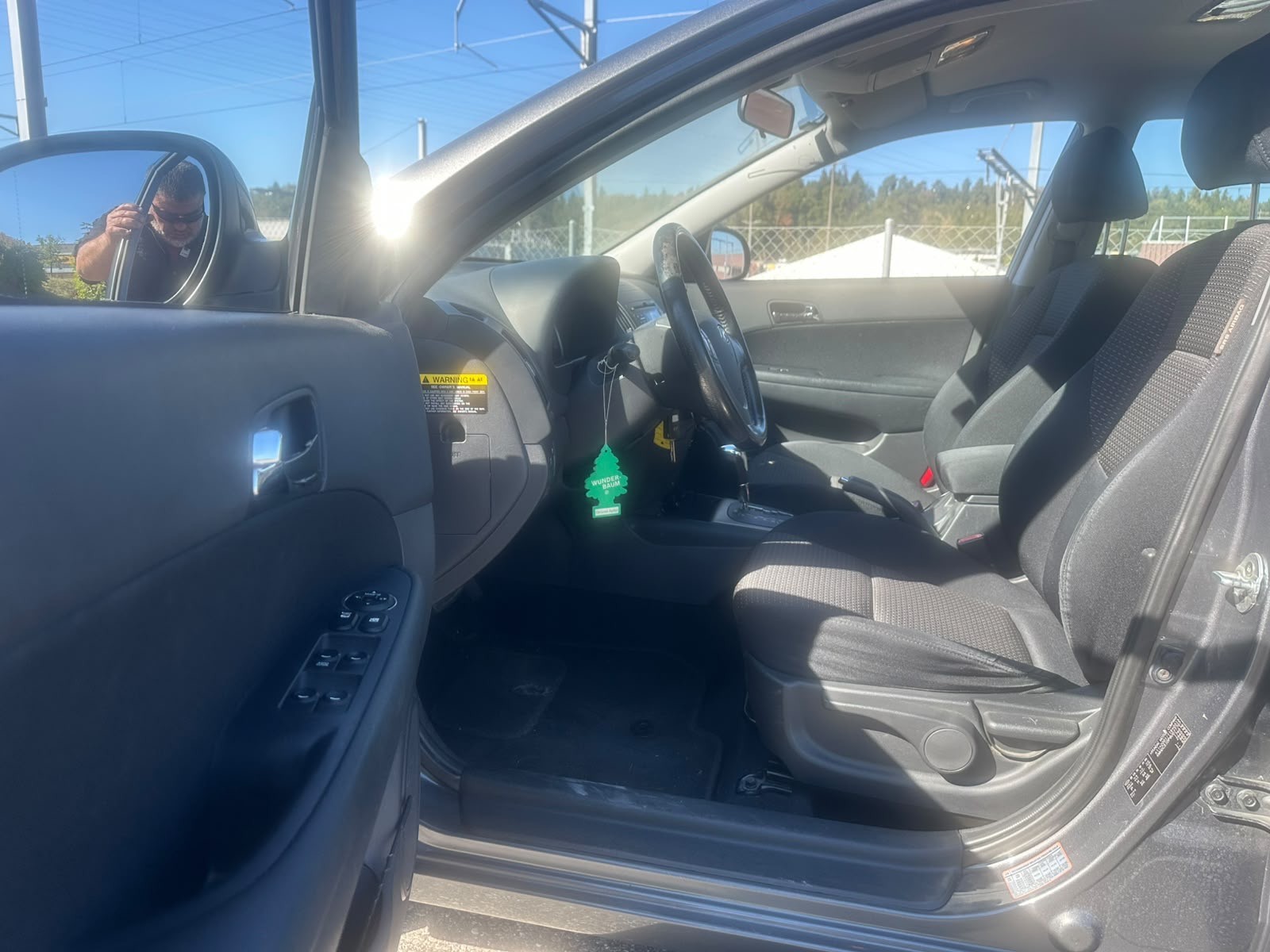 HYUNDAI i30 1.6 Style Automatic-image-8