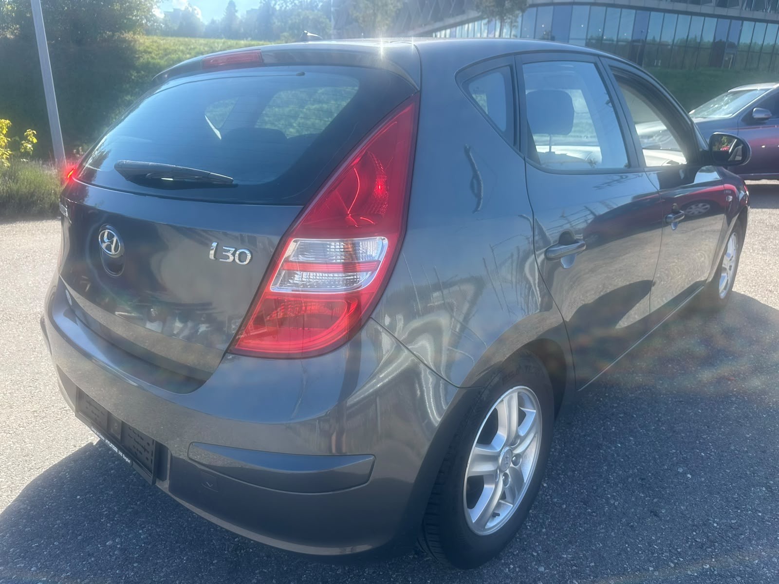 HYUNDAI i30 1.6 Style Automatic-image-4