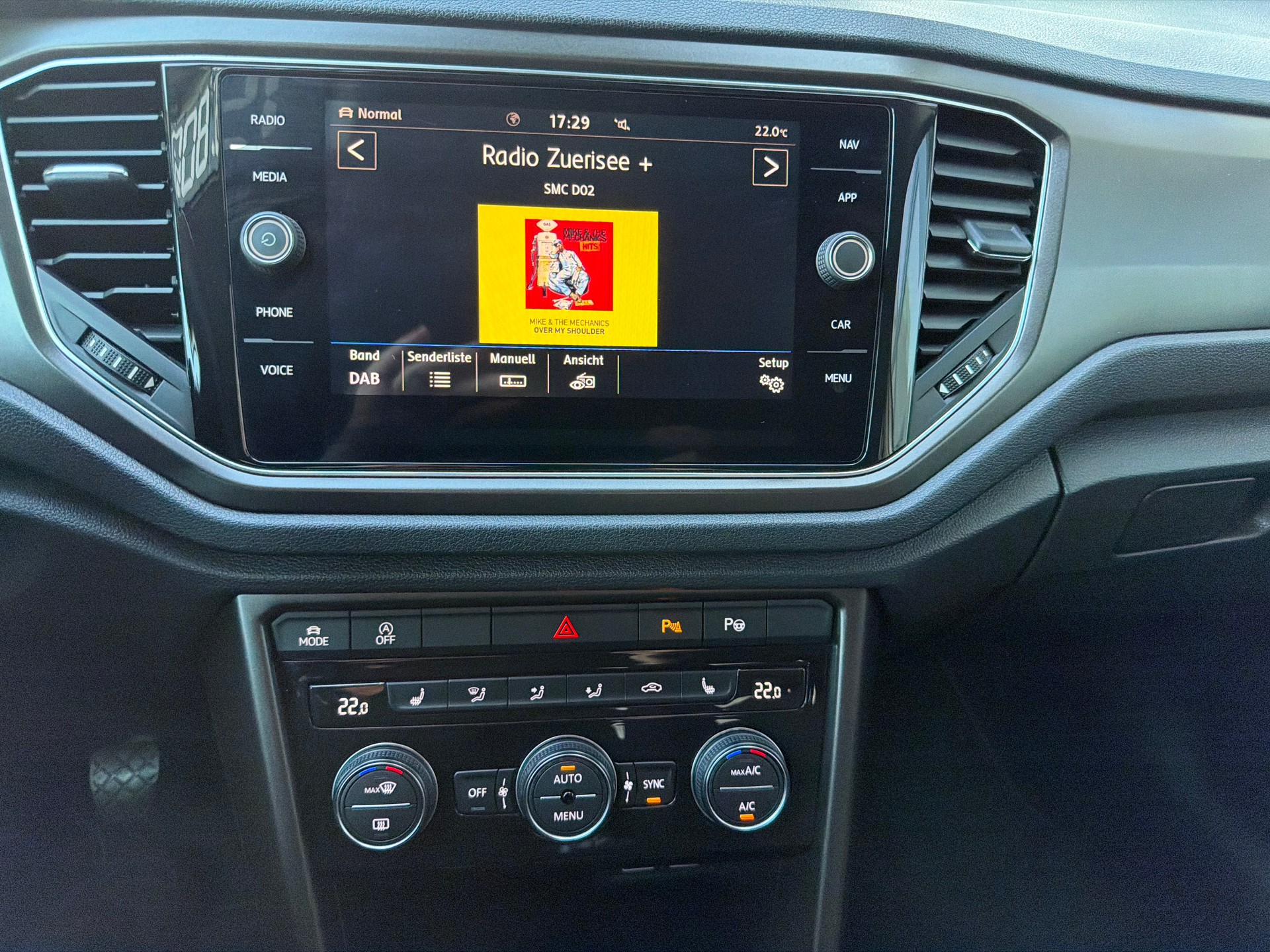 VW T-Roc 1.0 TSI Advance-image-13