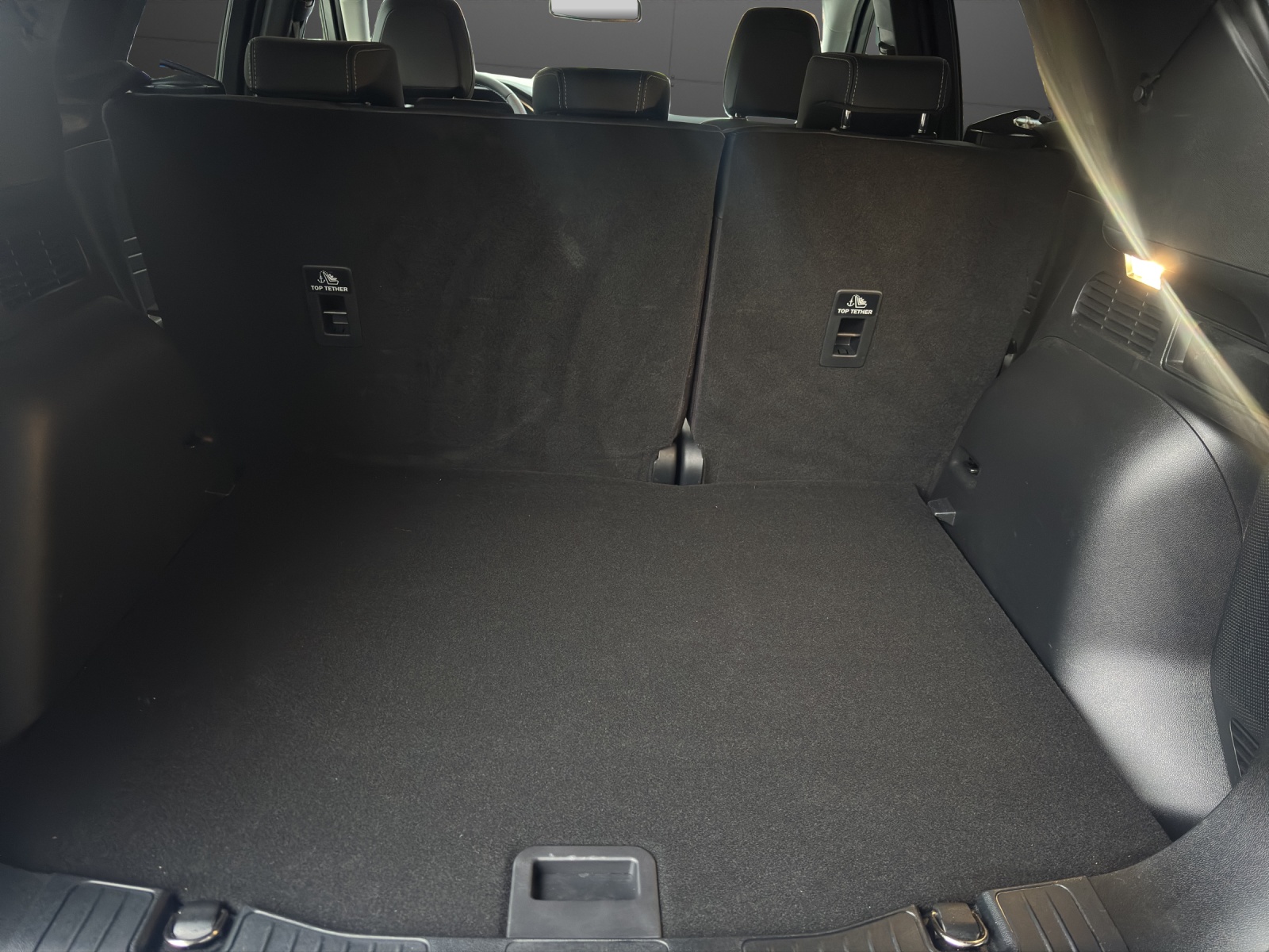 FORD Kuga 2.5 FHEV Active X 4WD-image-12