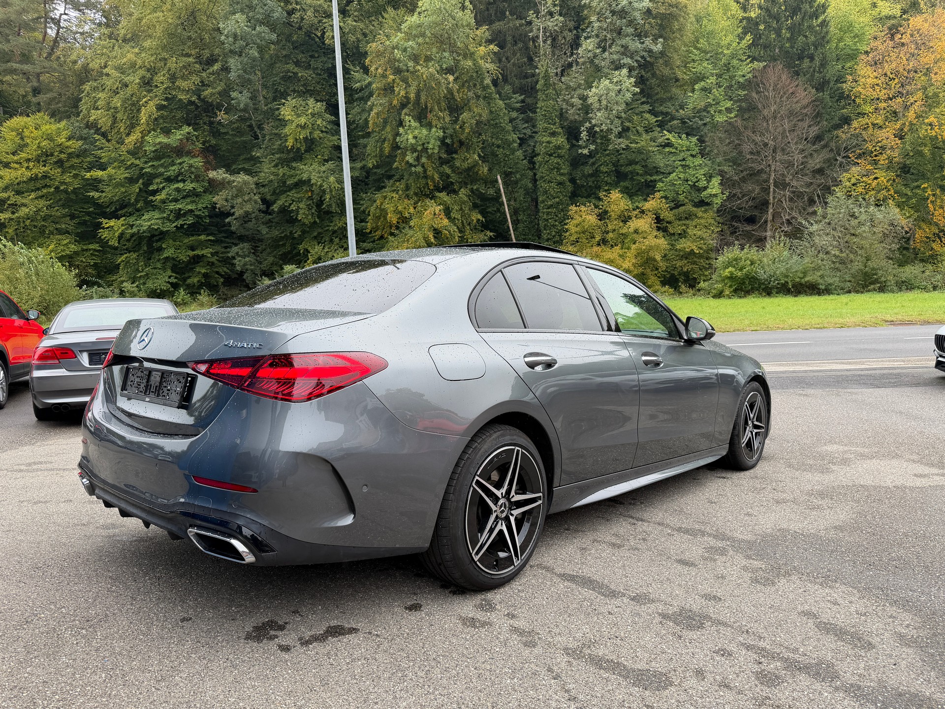 MERCEDES-BENZ C 400e 4Matic AMG Line-image-3