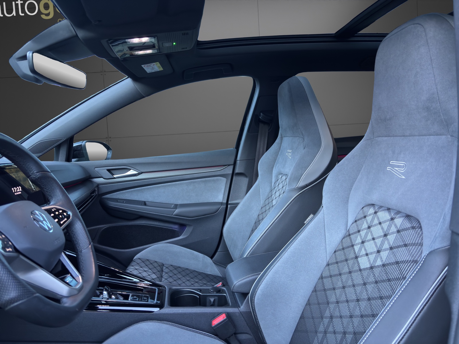 VW Golf Variant 1.5 eTSI mHEV R-Line-image-2