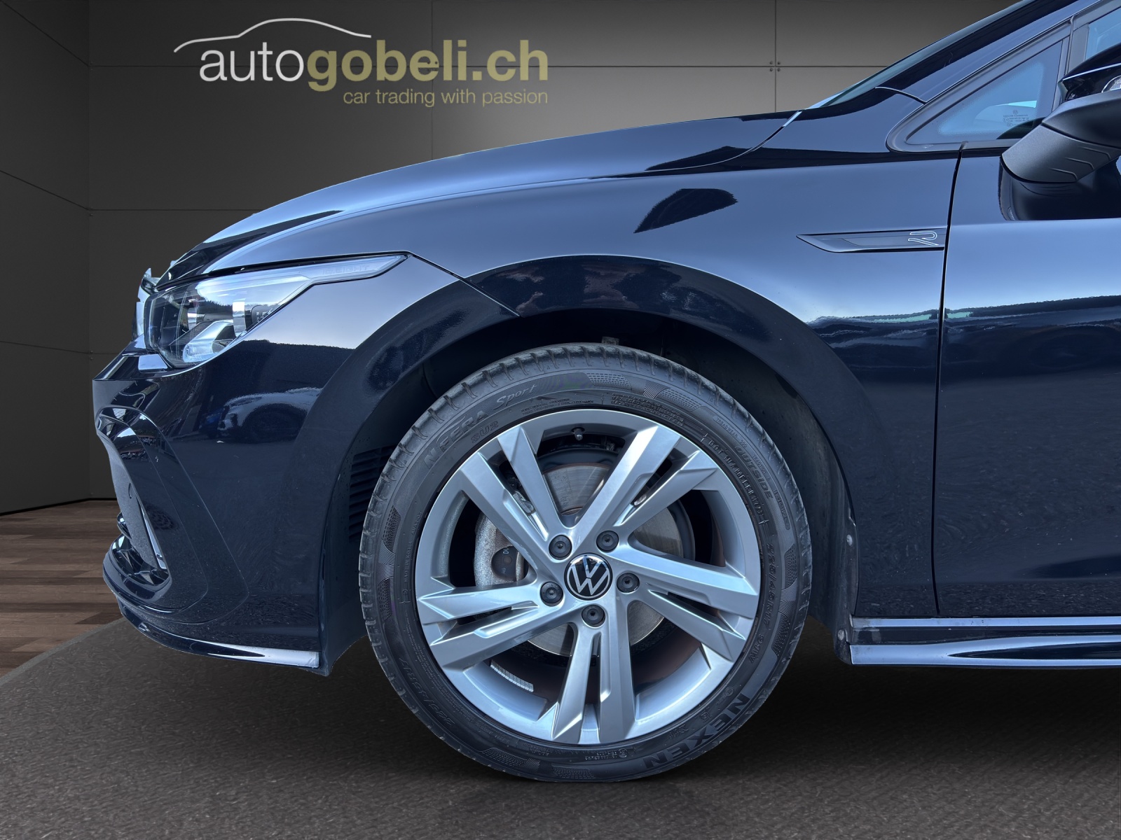 VW Golf Variant 1.5 eTSI mHEV R-Line-image-13