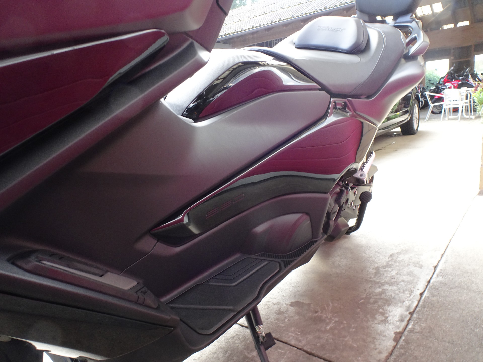 YAMAHA T-MAX Tech-Max XP 560-image-11