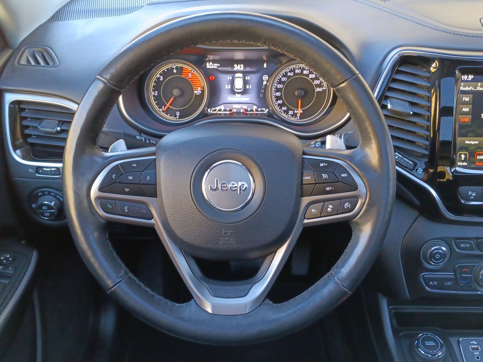 JEEP Cherokee 2.2MJ Limited AWD Drive II 9ATX-image-9