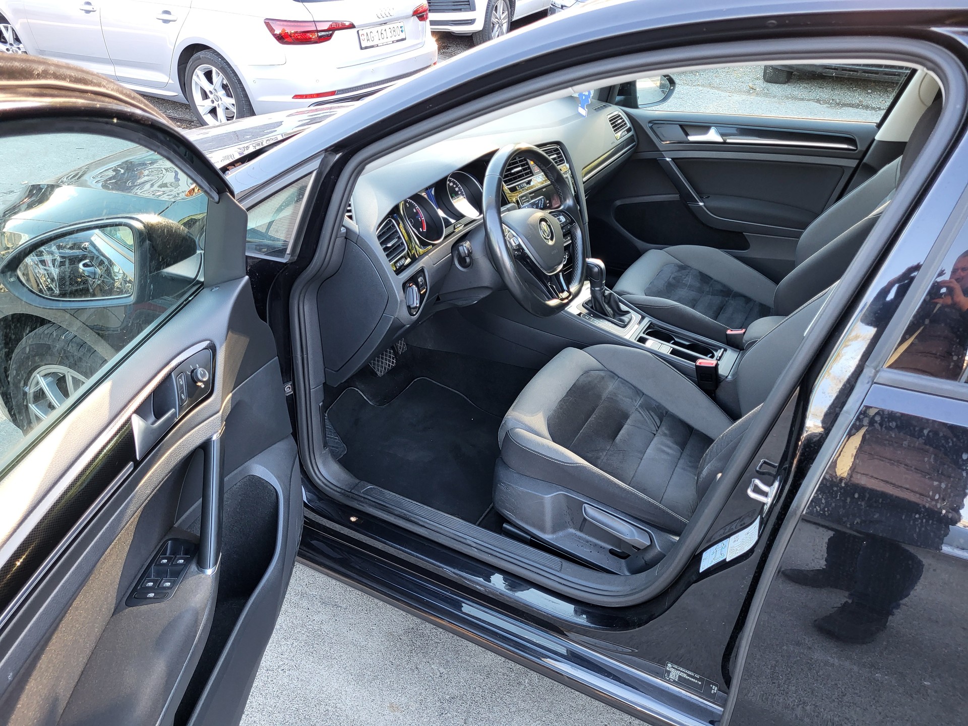 VW Golf 1.4 TSI Highline DSG-image-11