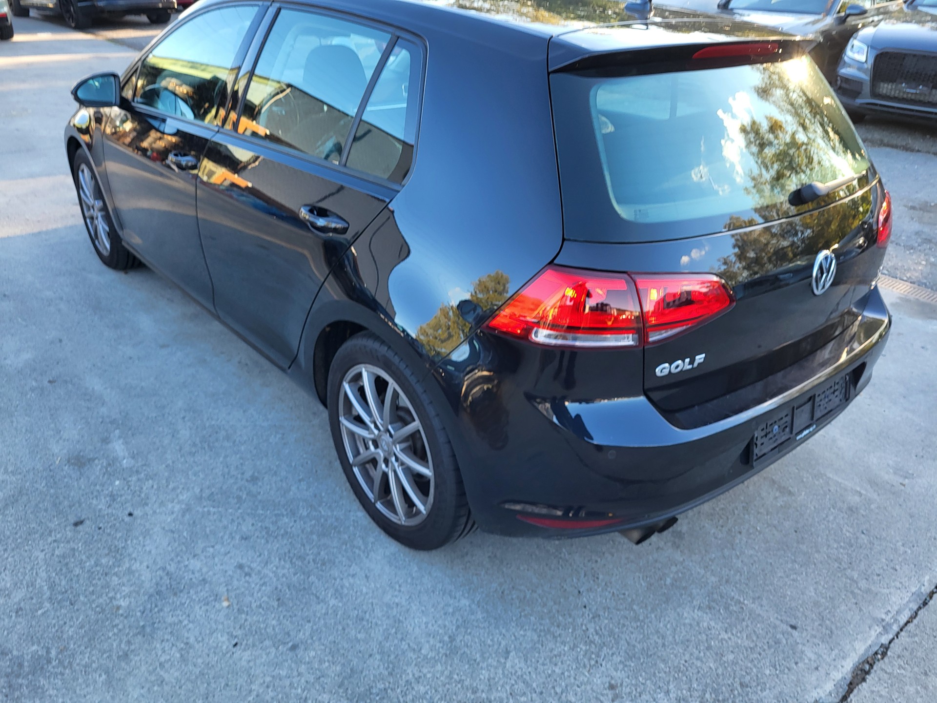 VW Golf 1.4 TSI Highline DSG-image-1